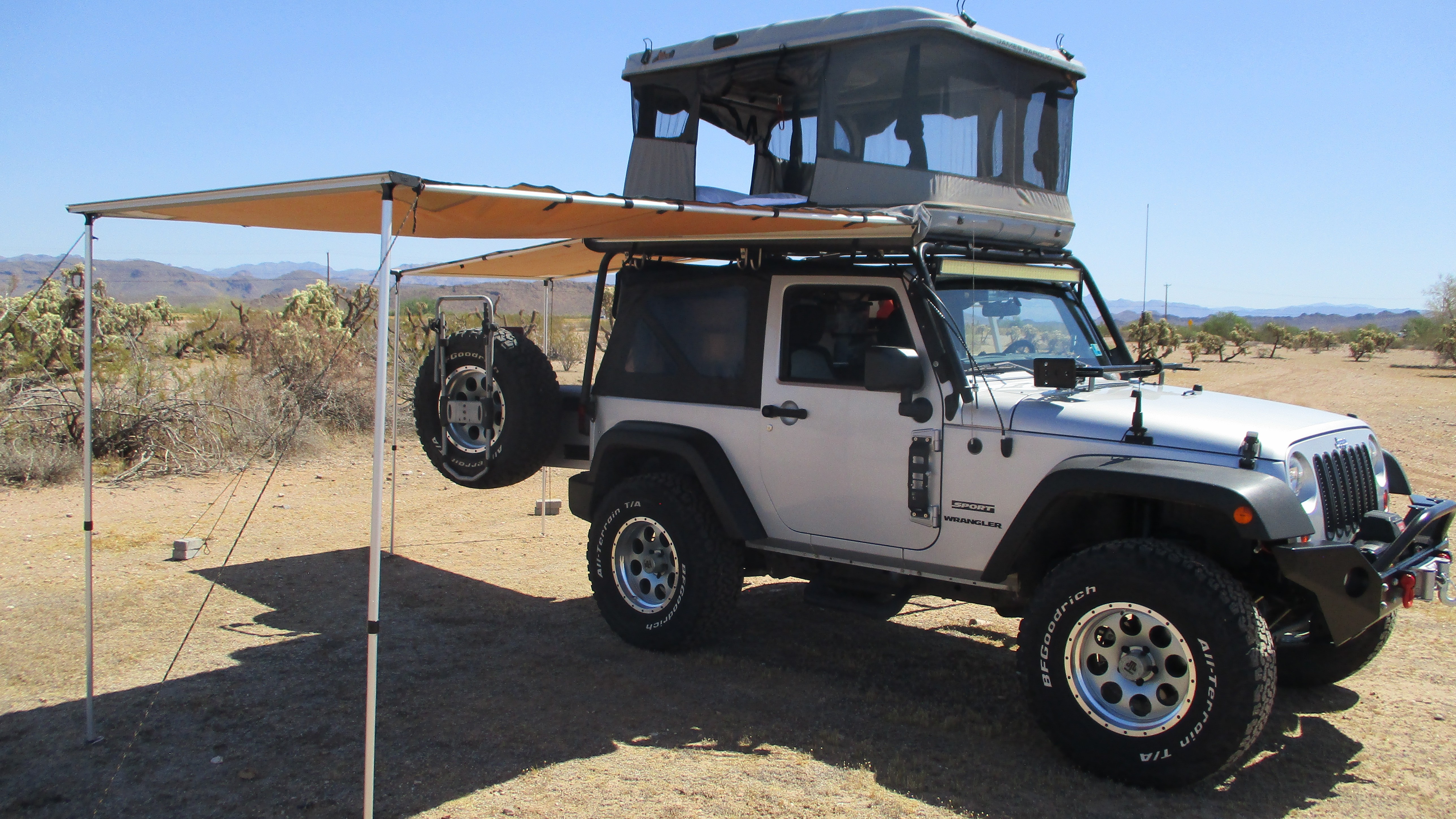 2012 Jeep Wrangler Sport Overlander - 5