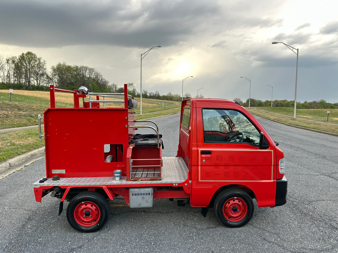 2000 Daihatsu HiJet Fire Truck - 2