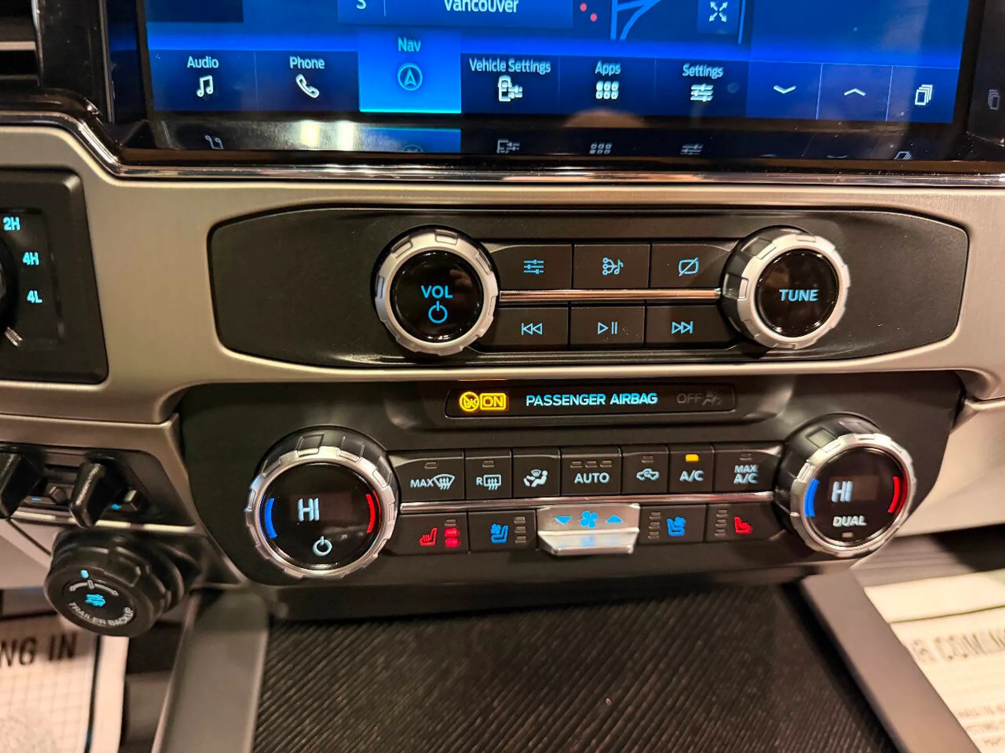 2022 Ford F-450 Super Duty Platinum