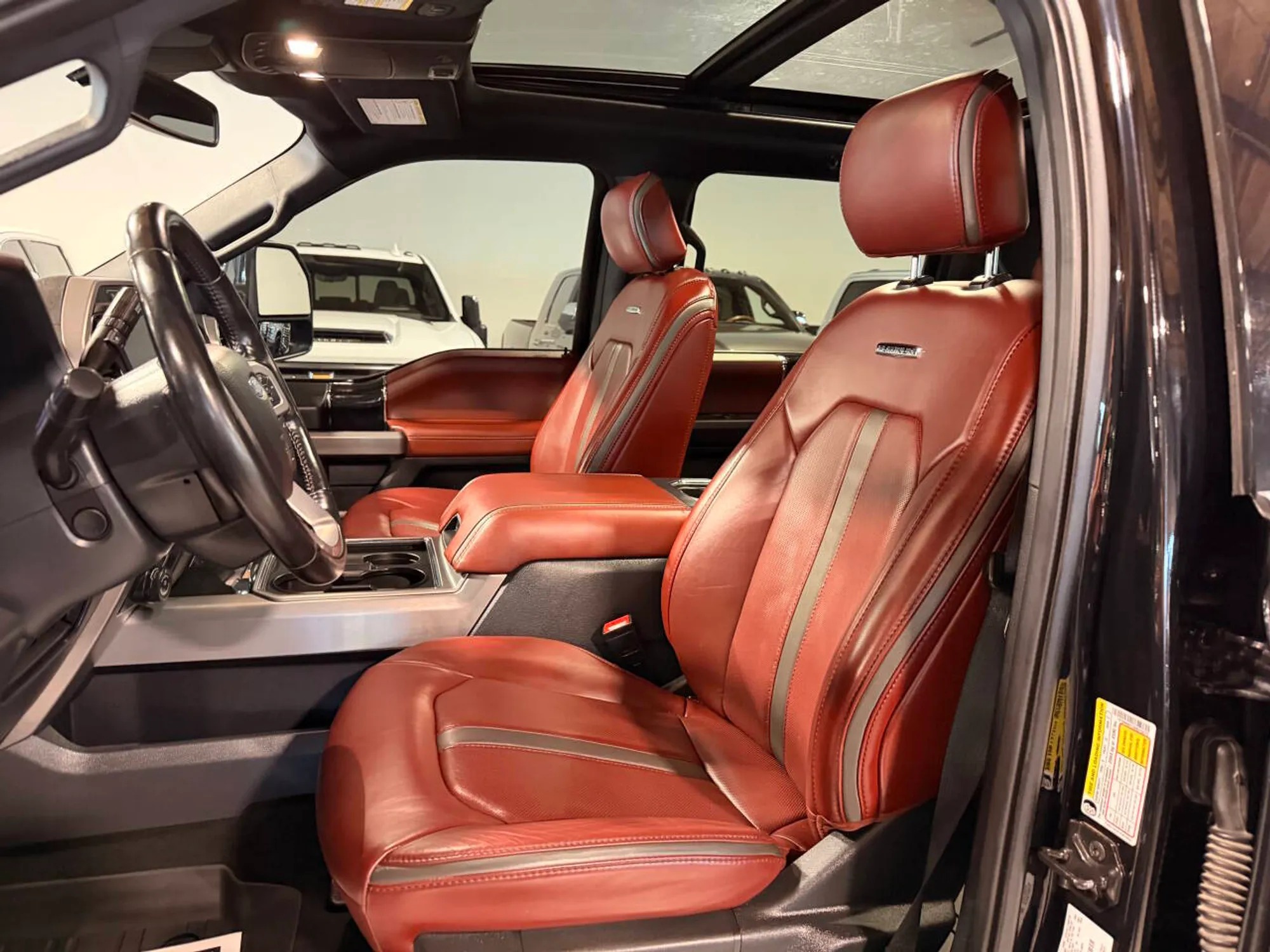 2022 Ford F-450 Super Duty Platinum