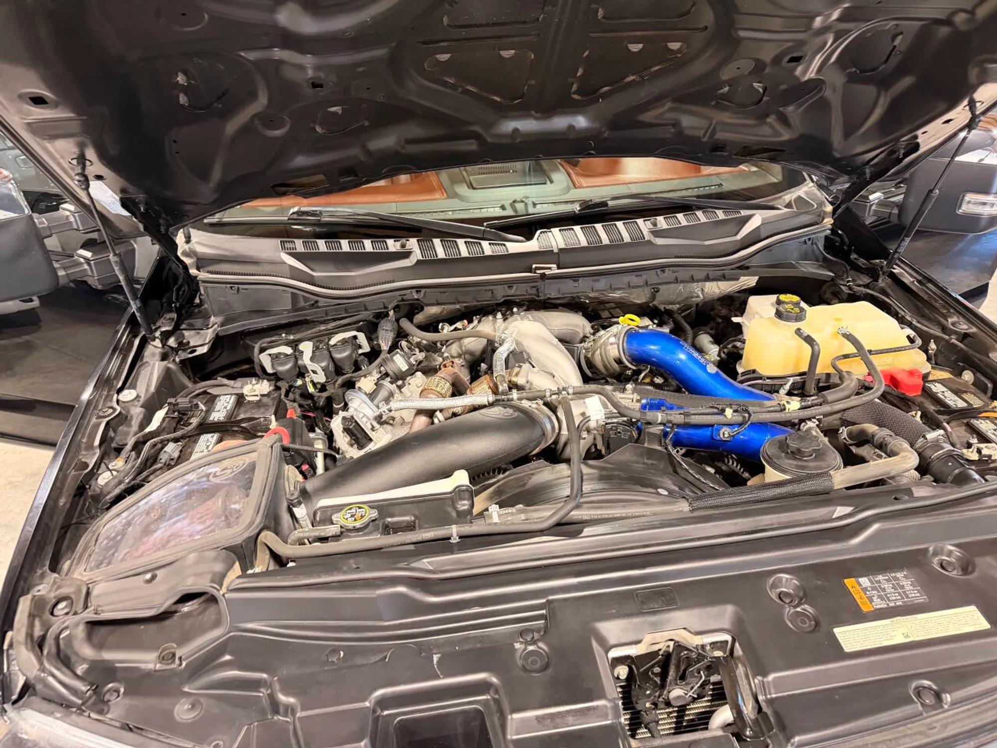 2022 Ford F-450 Super Duty Platinum