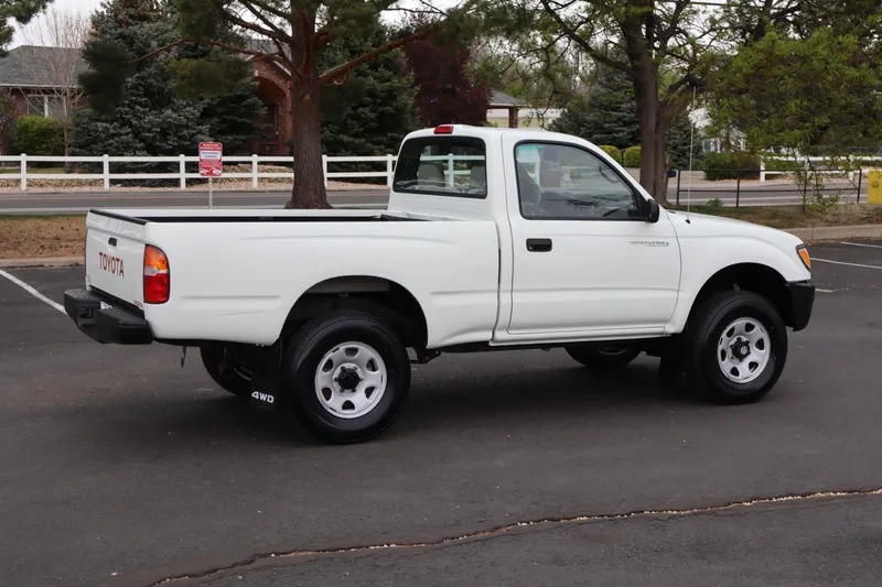 99k-Mile 1996 Toyota Tacoma - 3