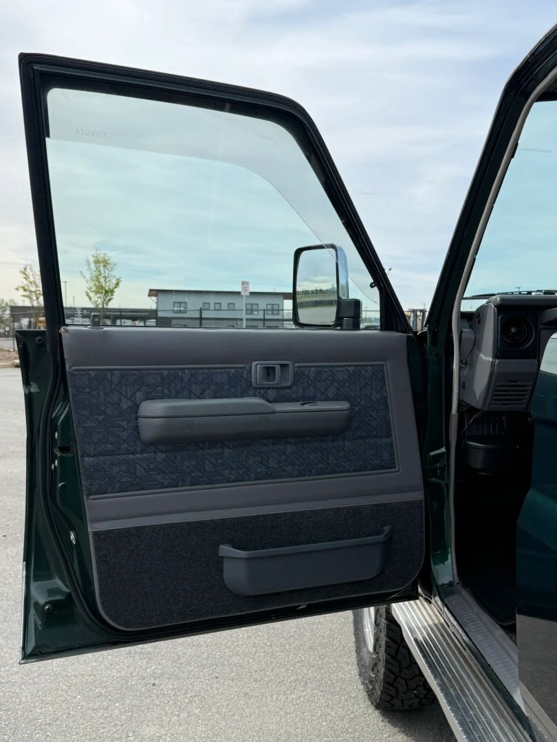 2001 Toyota Land Cruiser 70 Series