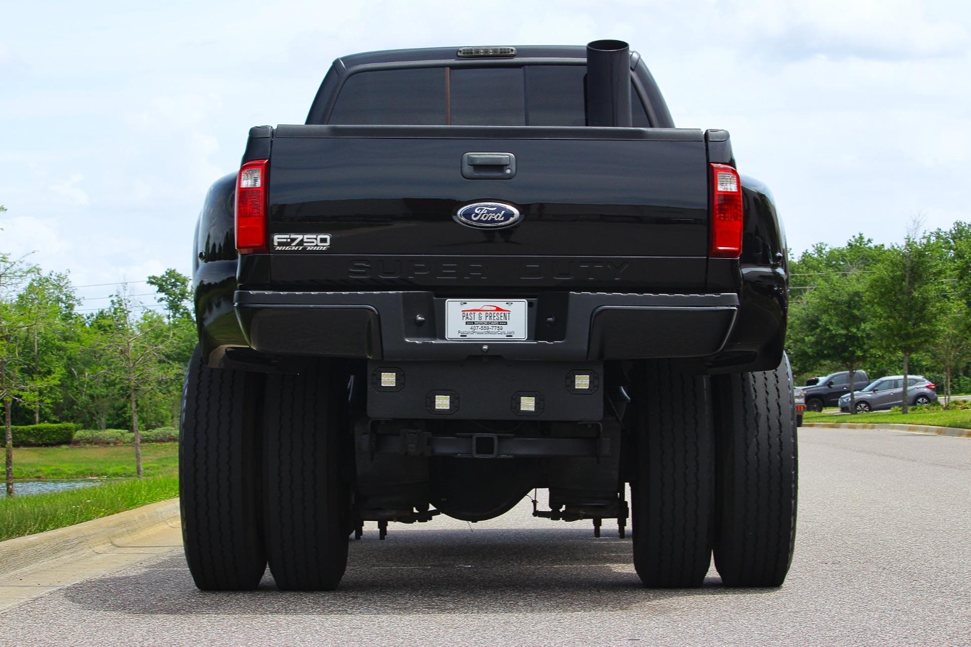 2012 Ford F-750 Night Ride Edition - 5