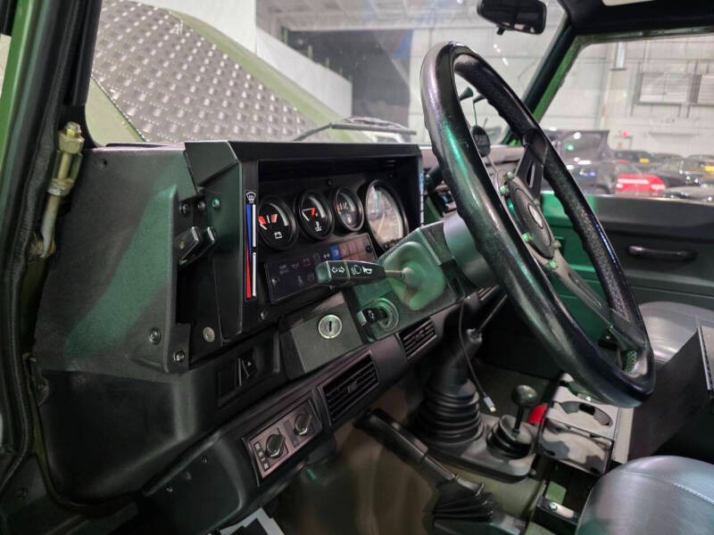 1992 Land Rover Defender 90