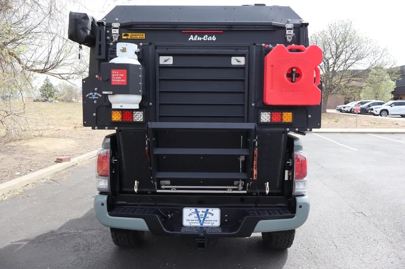 2023 Toyota Tacoma TRD Off-Road - 5