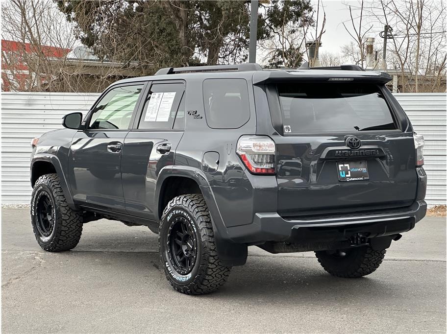 2024 Toyota 4Runner TRD Off-Road - 3