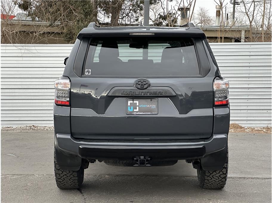 2024 Toyota 4Runner TRD Off-Road