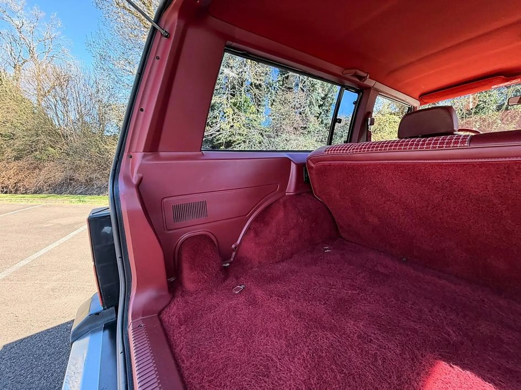 5.3L V8-Powered 1986 Jeep Cherokee Pioneer