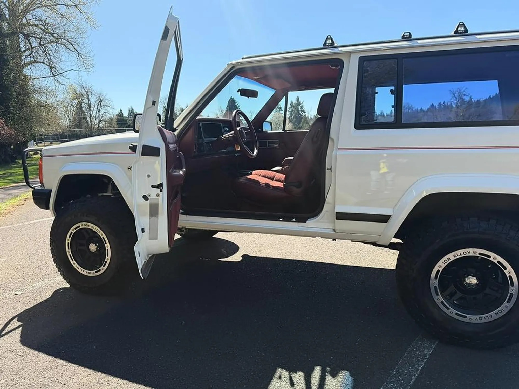5.3L V8-Powered 1986 Jeep Cherokee Pioneer