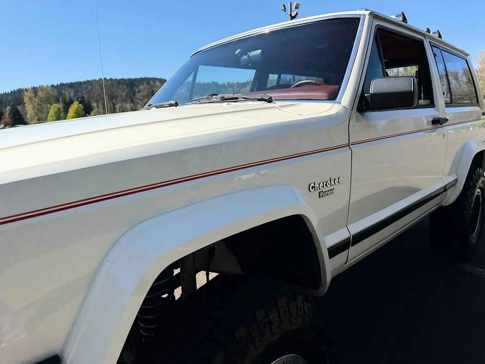 5.3L V8-Powered 1986 Jeep Cherokee Pioneer