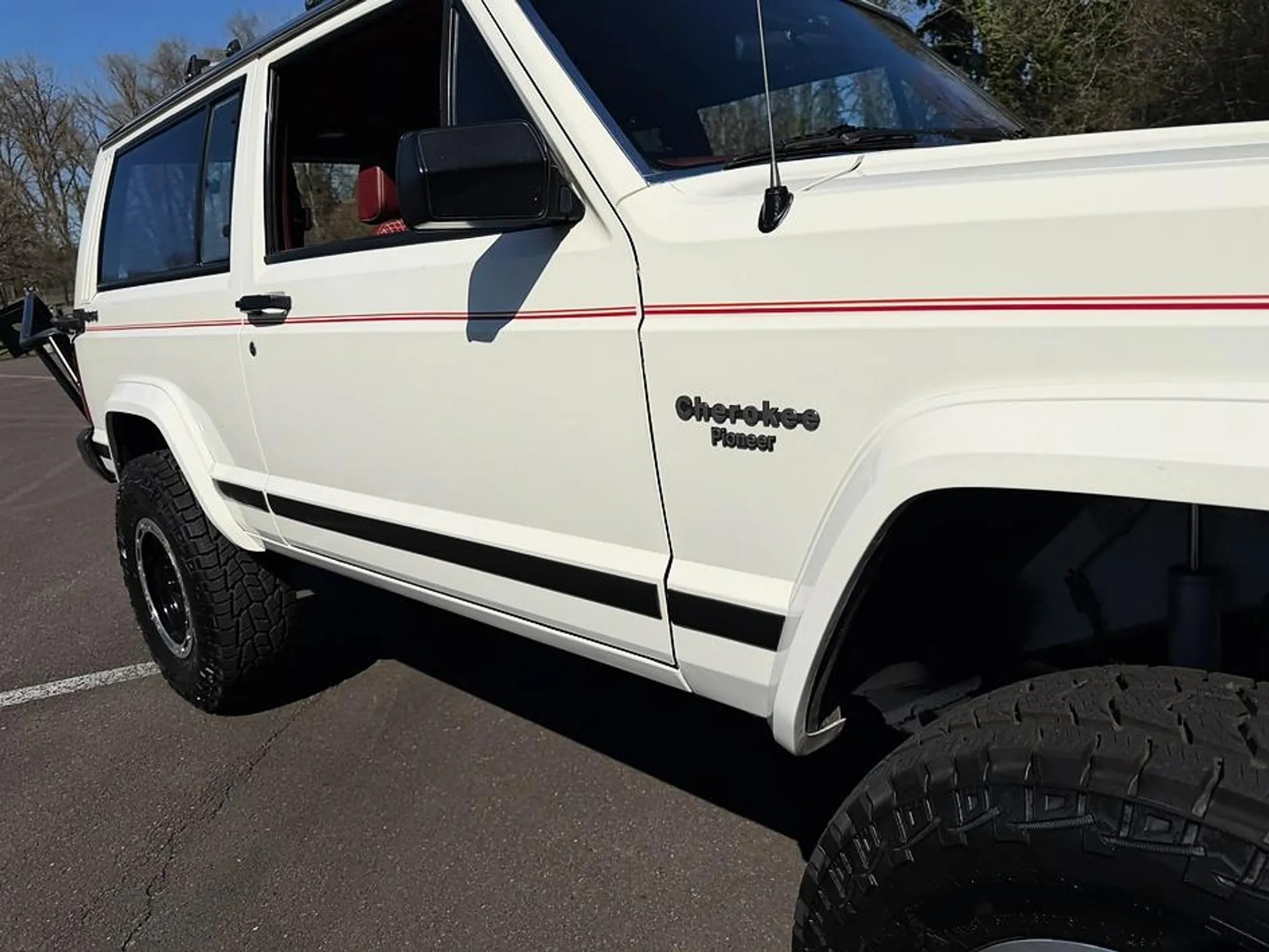 5.3L V8-Powered 1986 Jeep Cherokee Pioneer