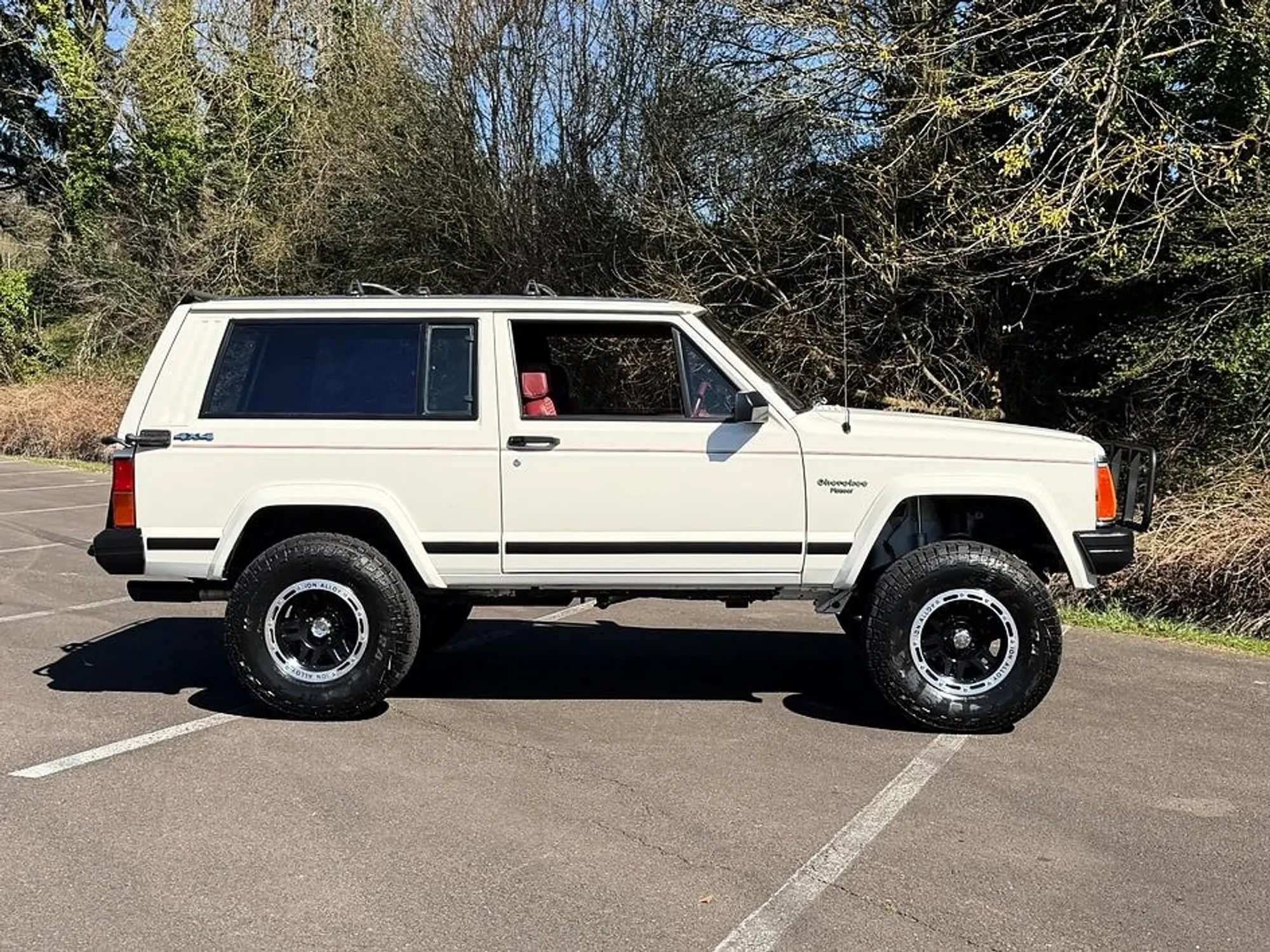 5.3L V8-Powered 1986 Jeep Cherokee Pioneer