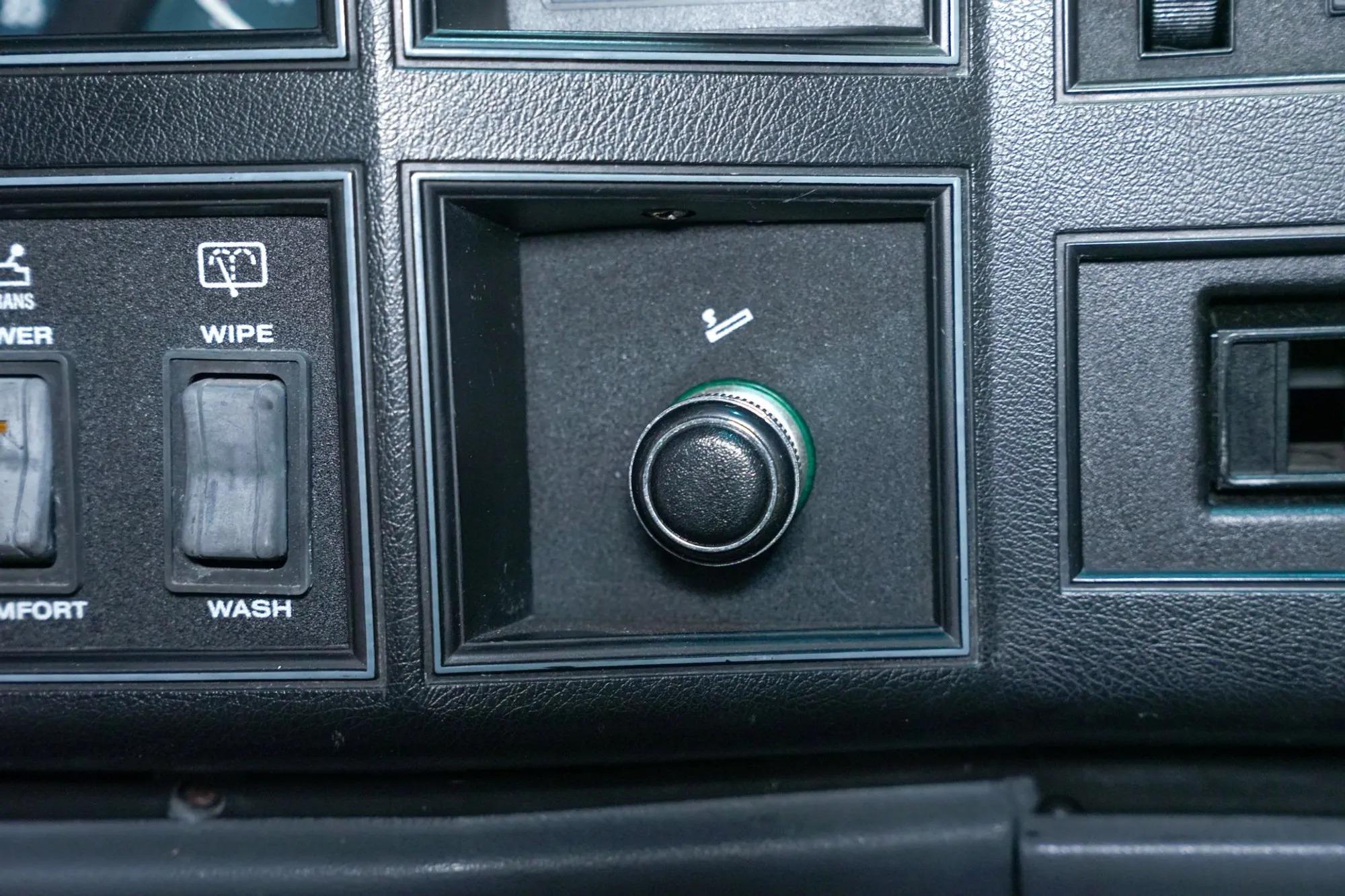 1989 Jeep Cherokee Pioneer