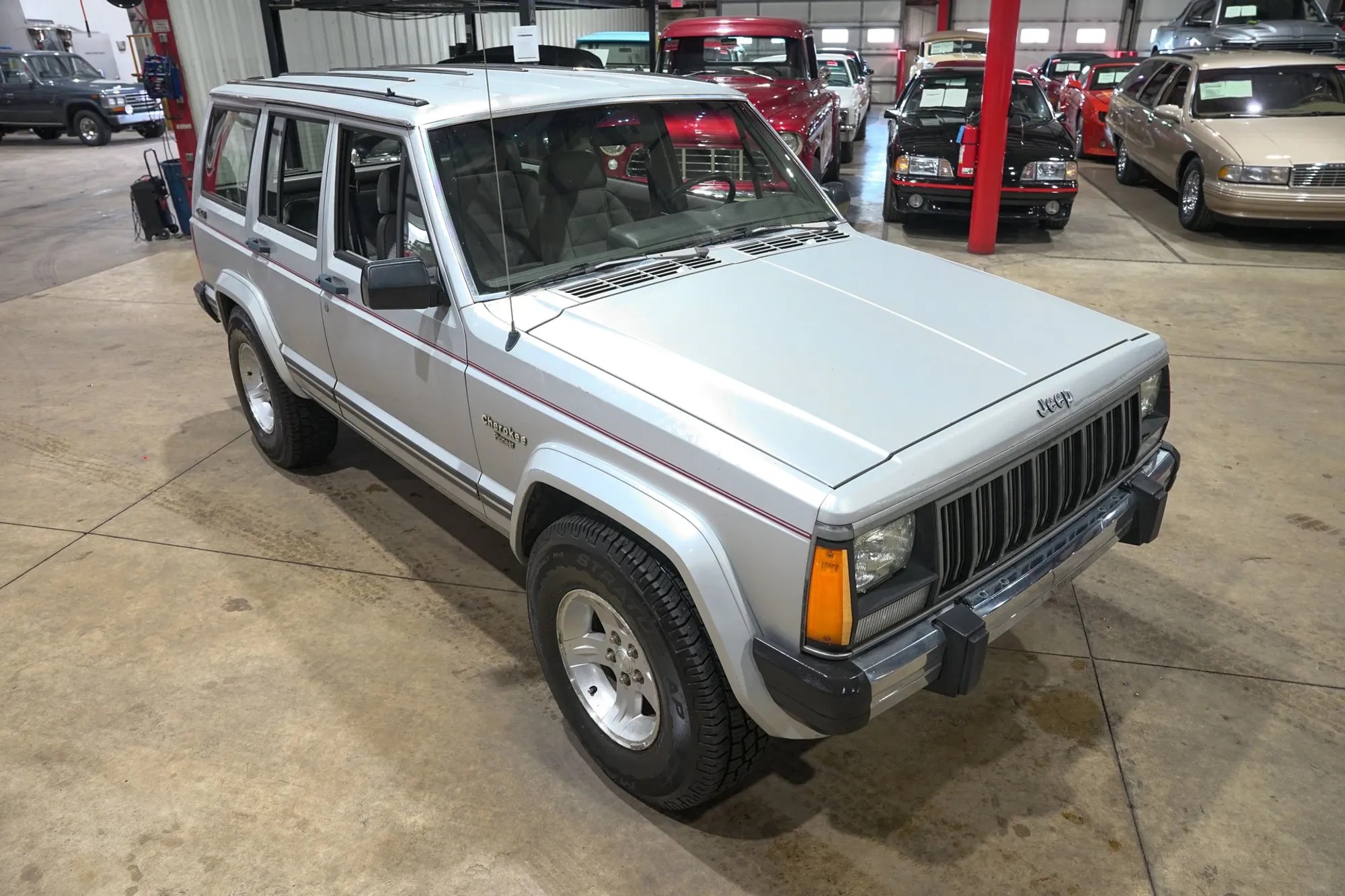 1989 Jeep Cherokee Pioneer