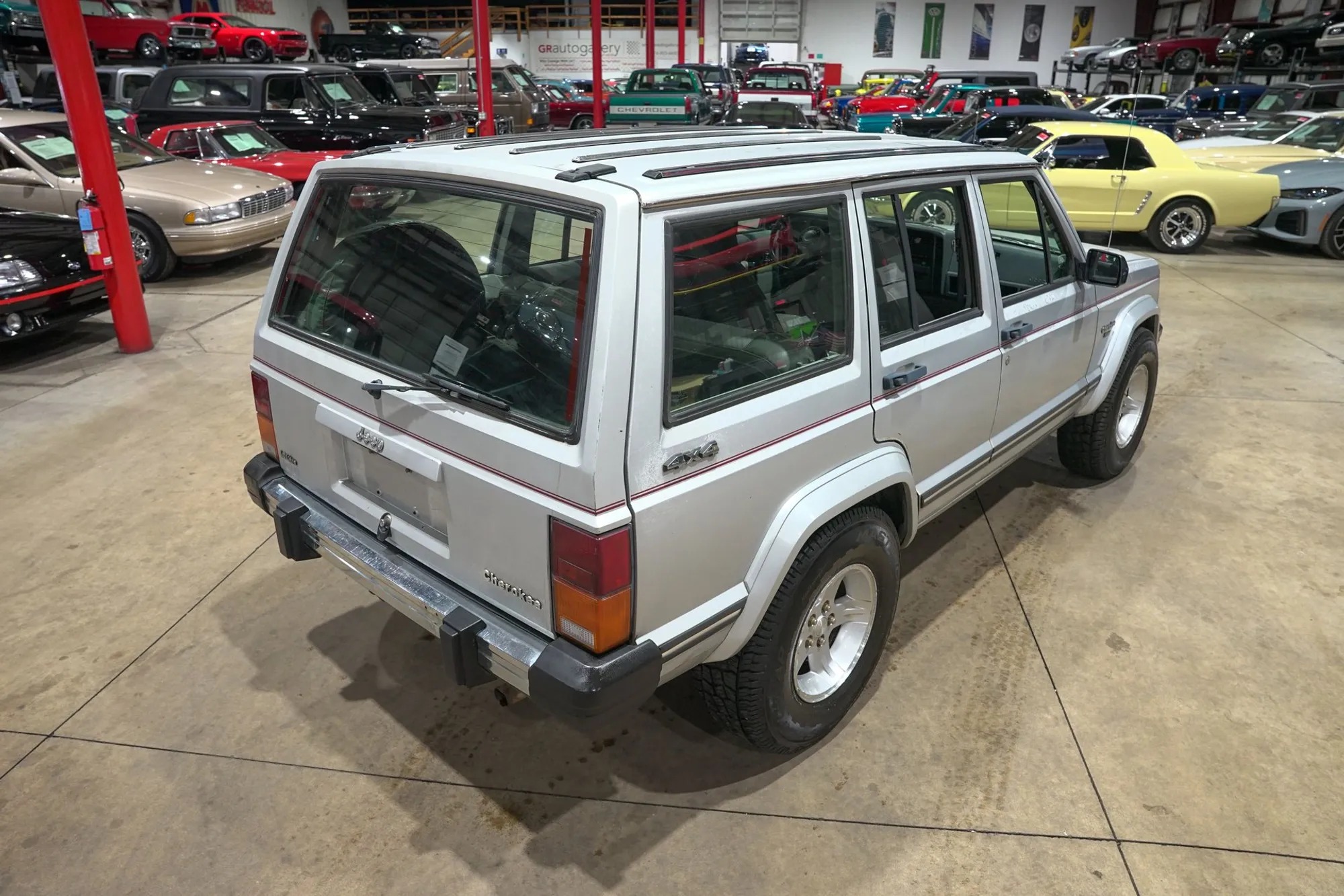 1989 Jeep Cherokee Pioneer