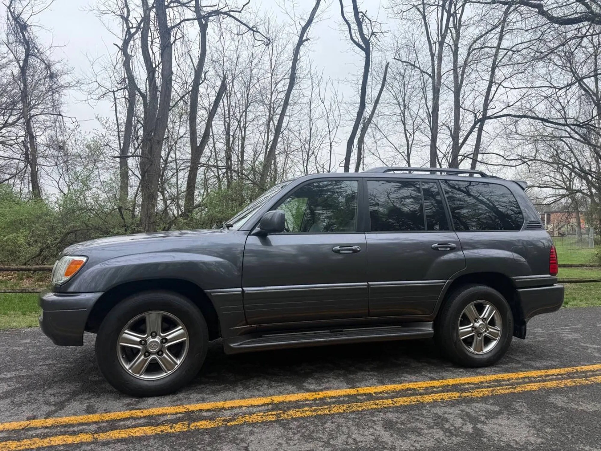 2006 Lexus LX 470 - 3