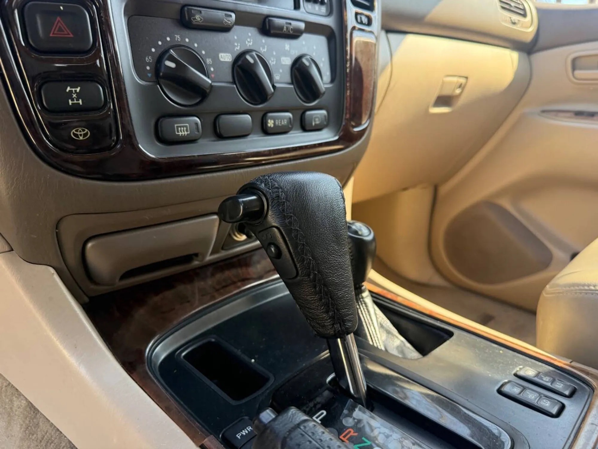 2001 Toyota Land Cruiser