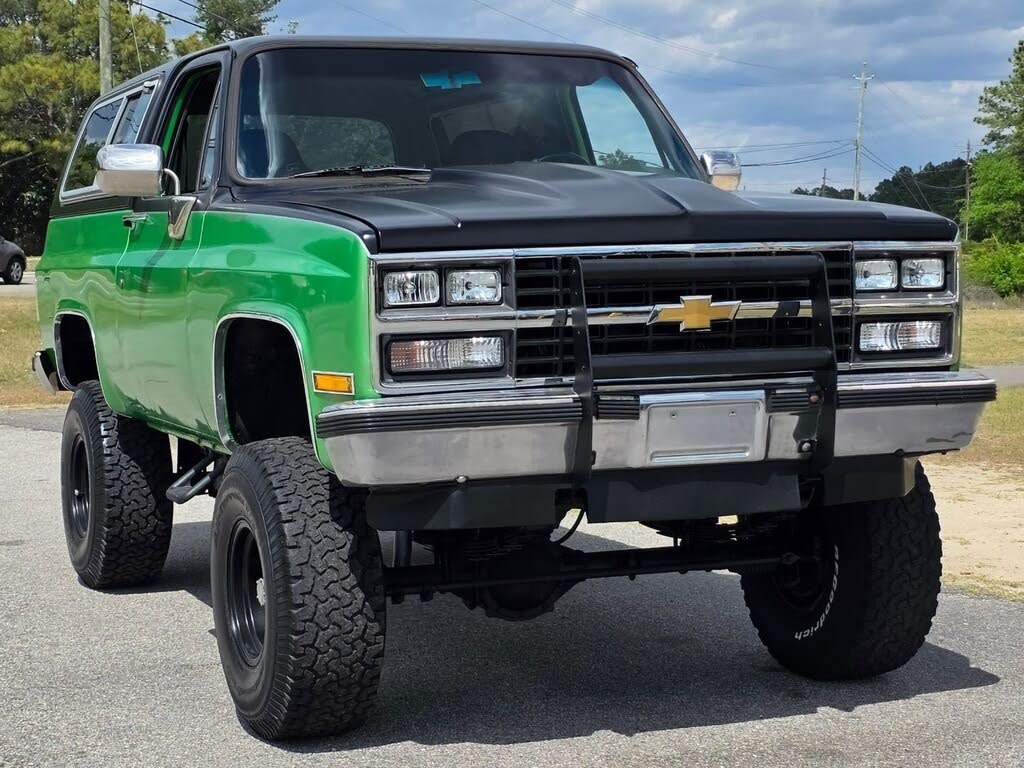 1989 Chevrolet K5 Blazer Silverado - 3