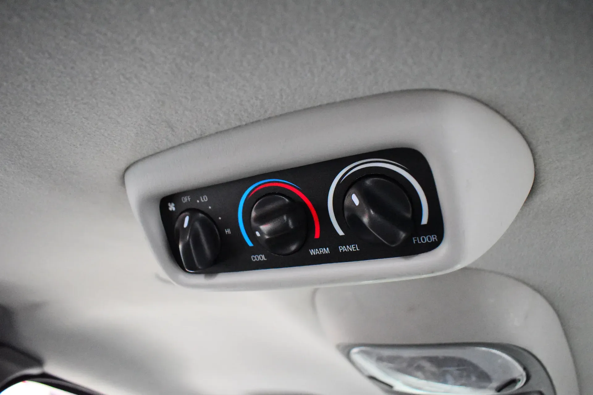 2004 Ford Excursion XLT 4X4