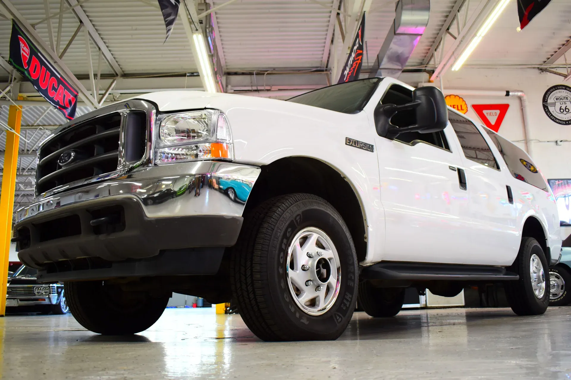 2004 Ford Excursion XLT 4X4