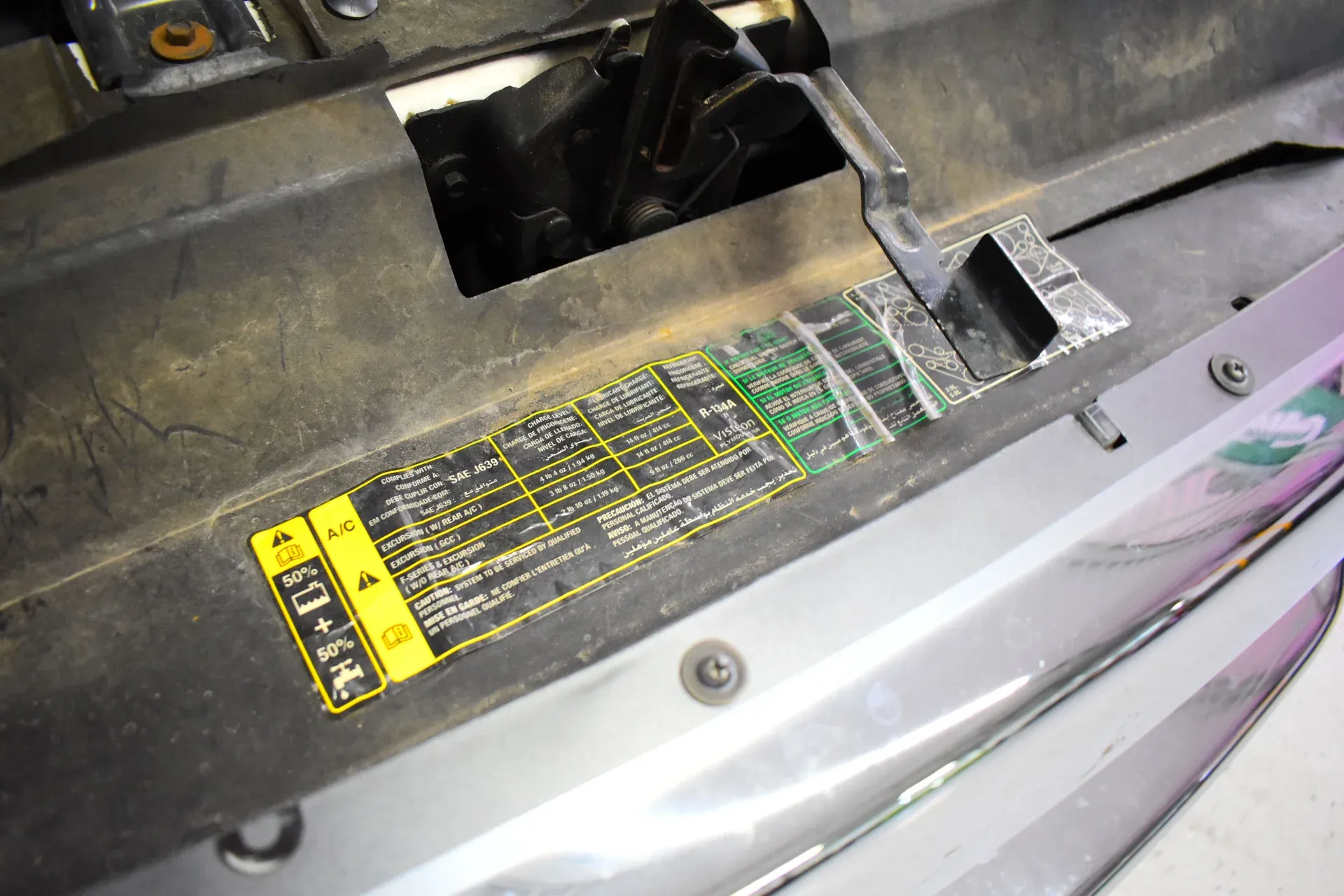 2004 Ford Excursion XLT 4X4