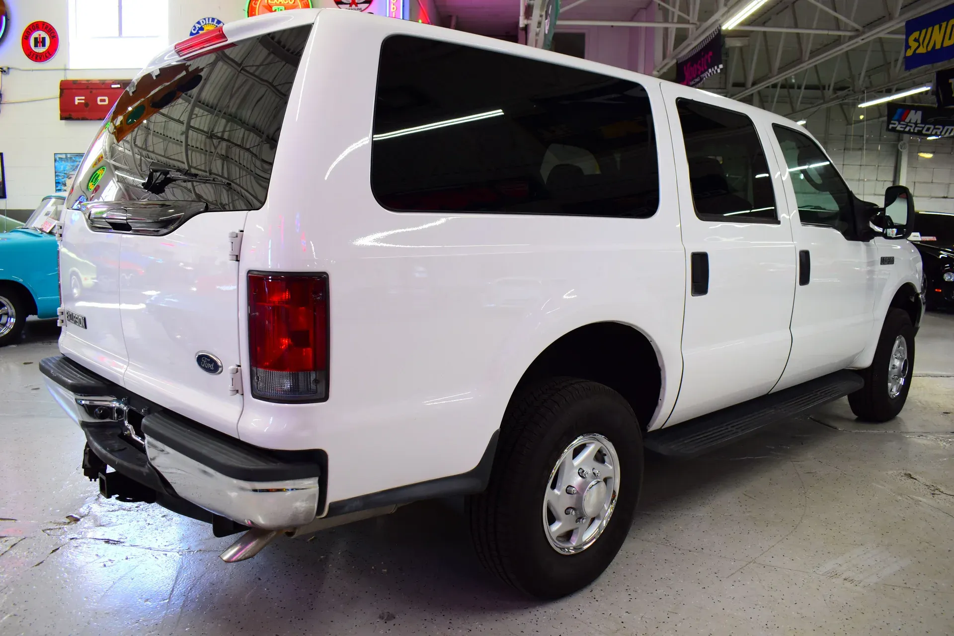 2004 Ford Excursion XLT 4X4