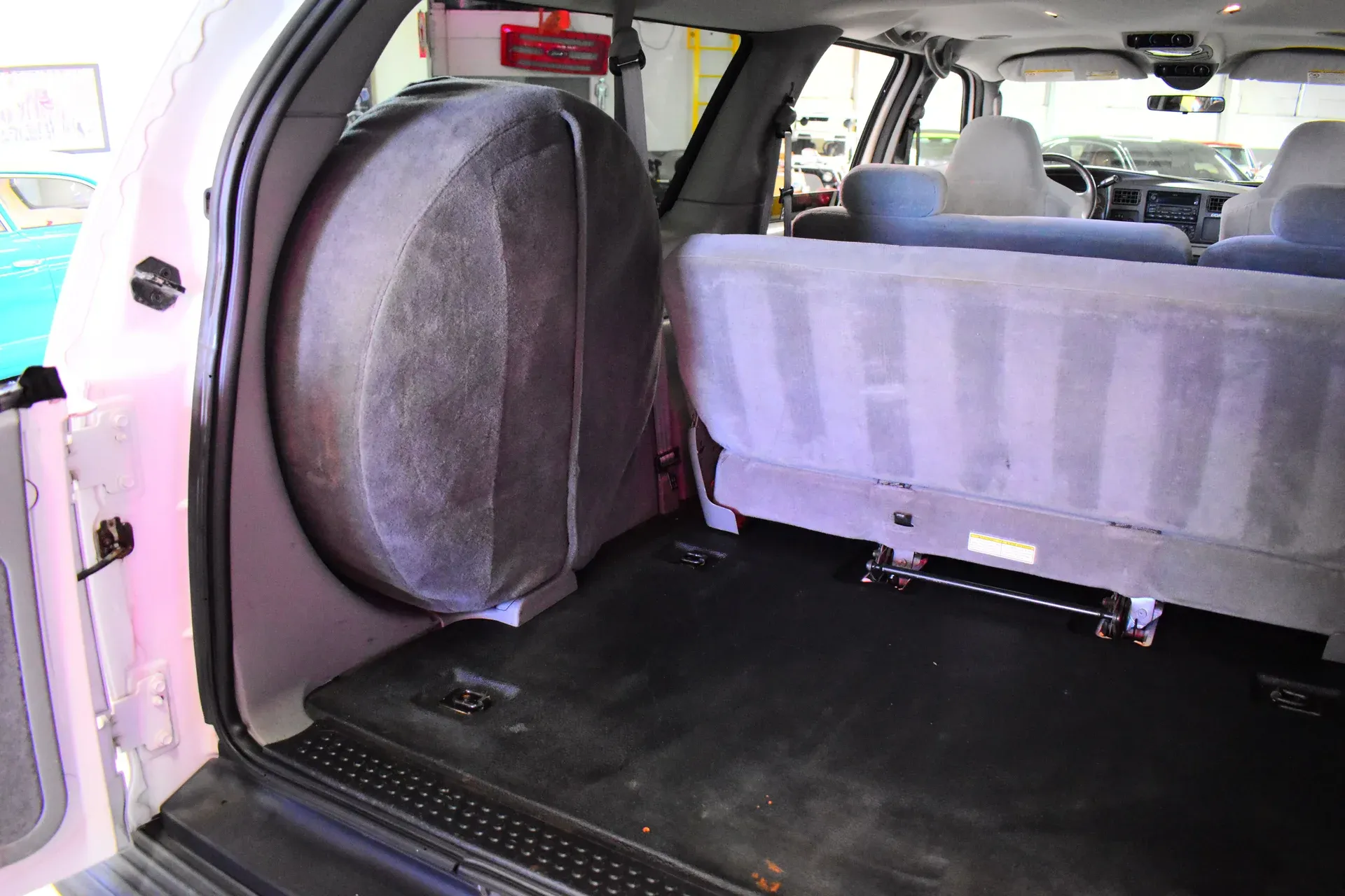 2004 Ford Excursion XLT 4X4