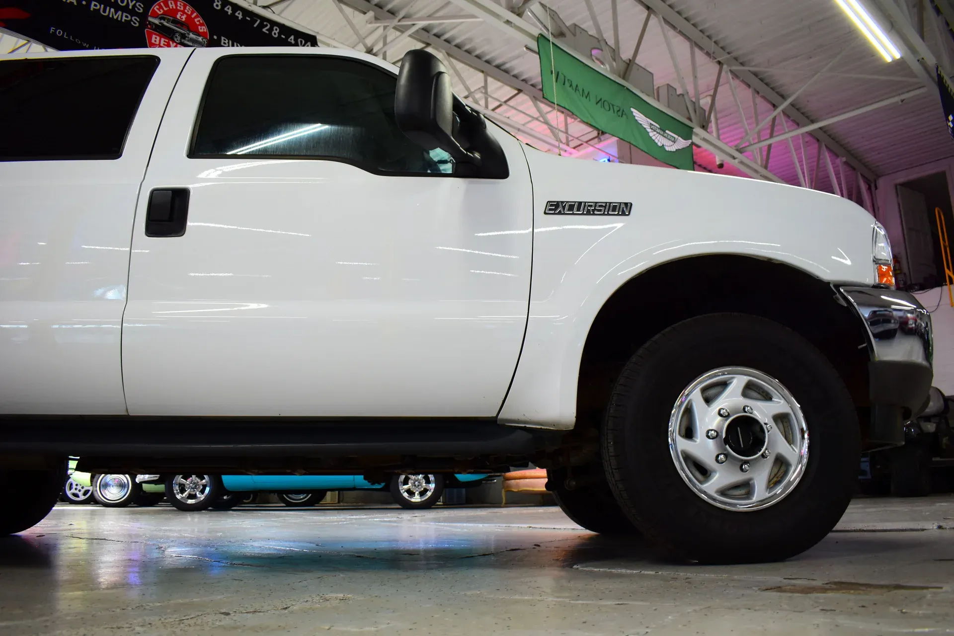 2004 Ford Excursion XLT 4X4