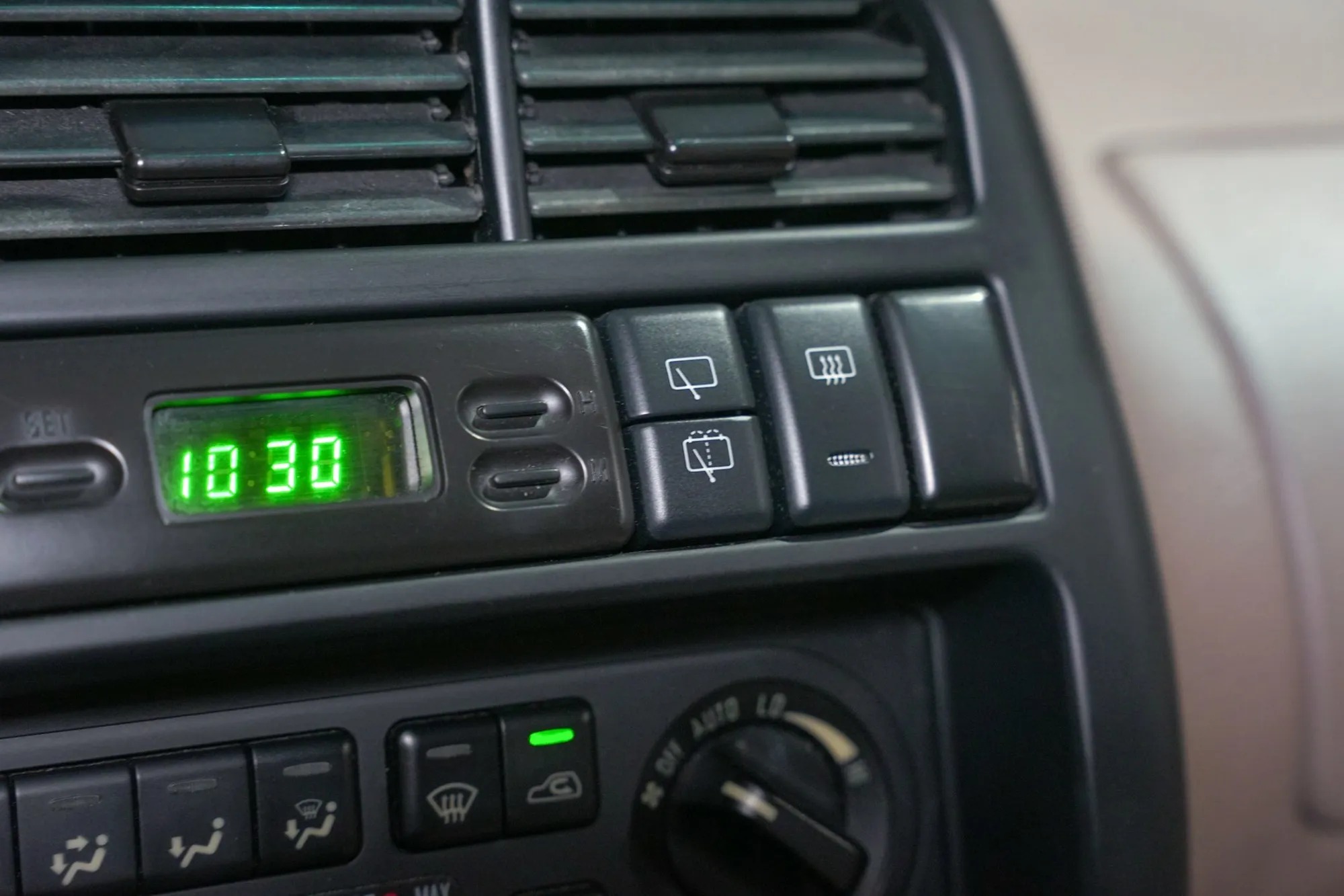 2001 Isuzu Trooper S