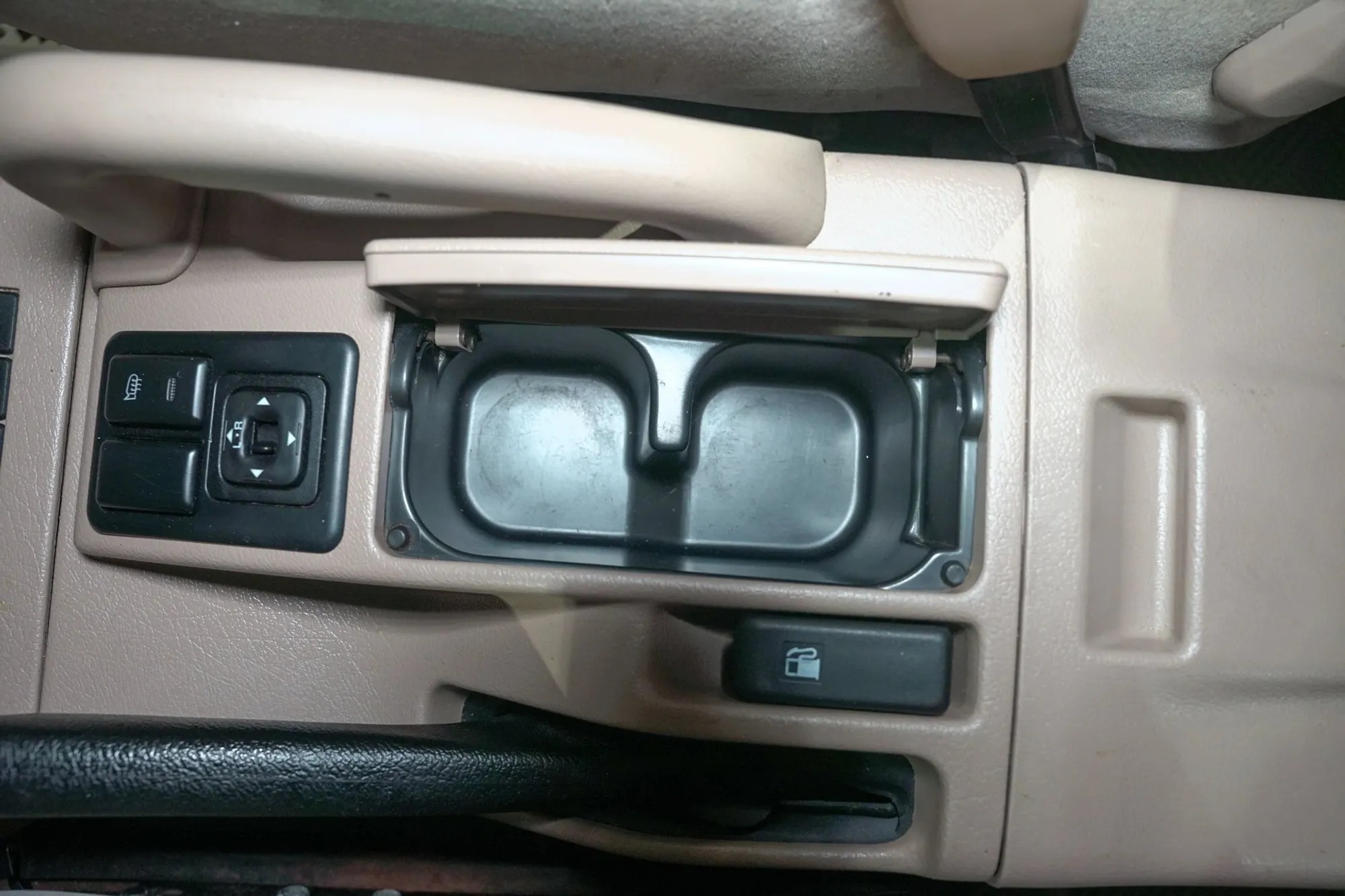 2001 Isuzu Trooper S