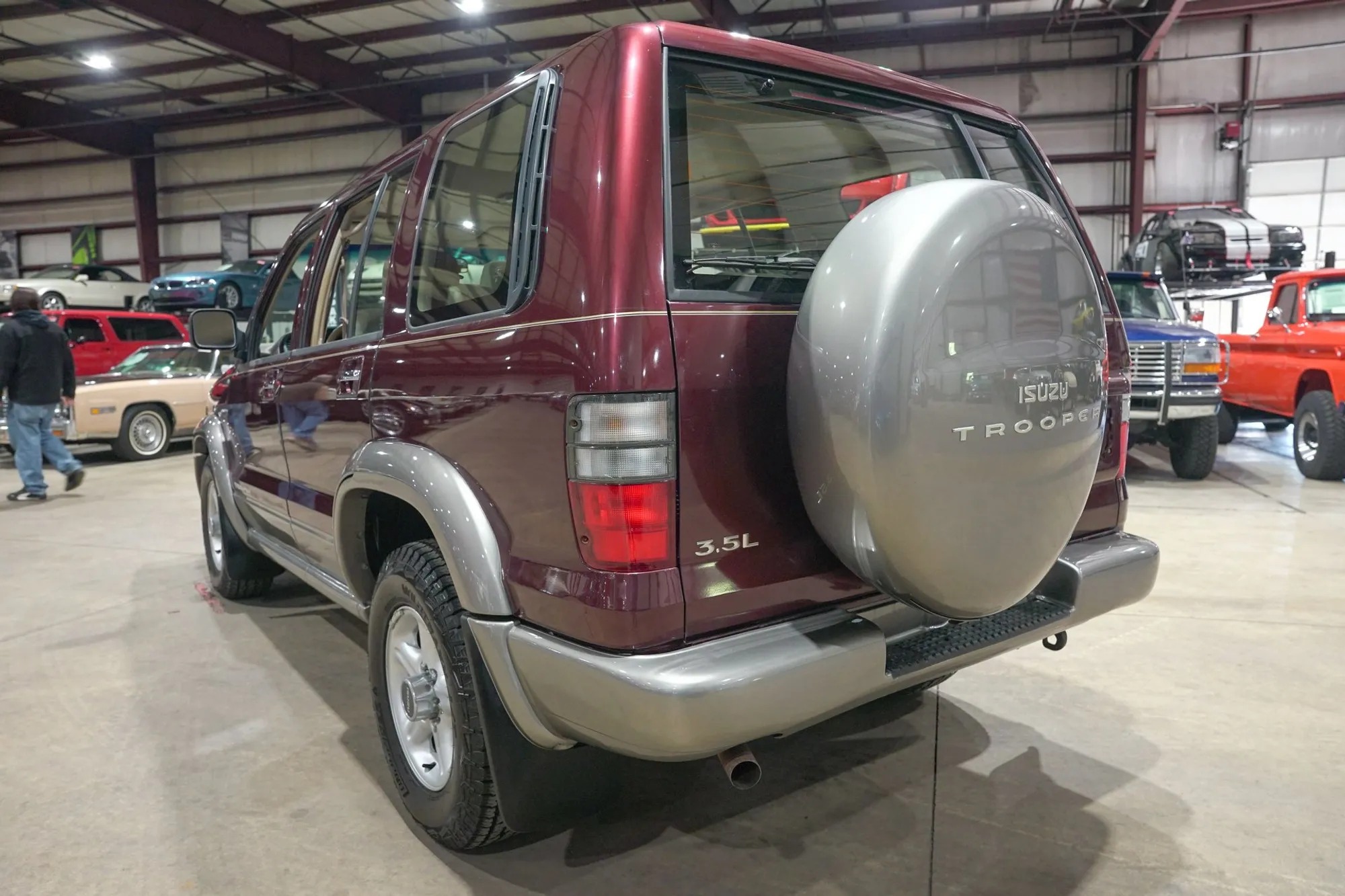 2001 Isuzu Trooper S - 4