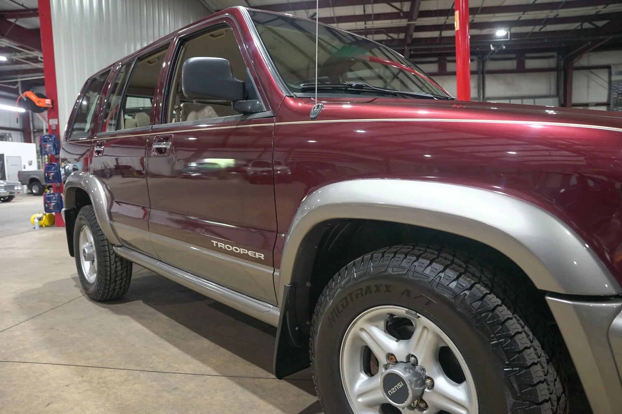 2001 Isuzu Trooper S
