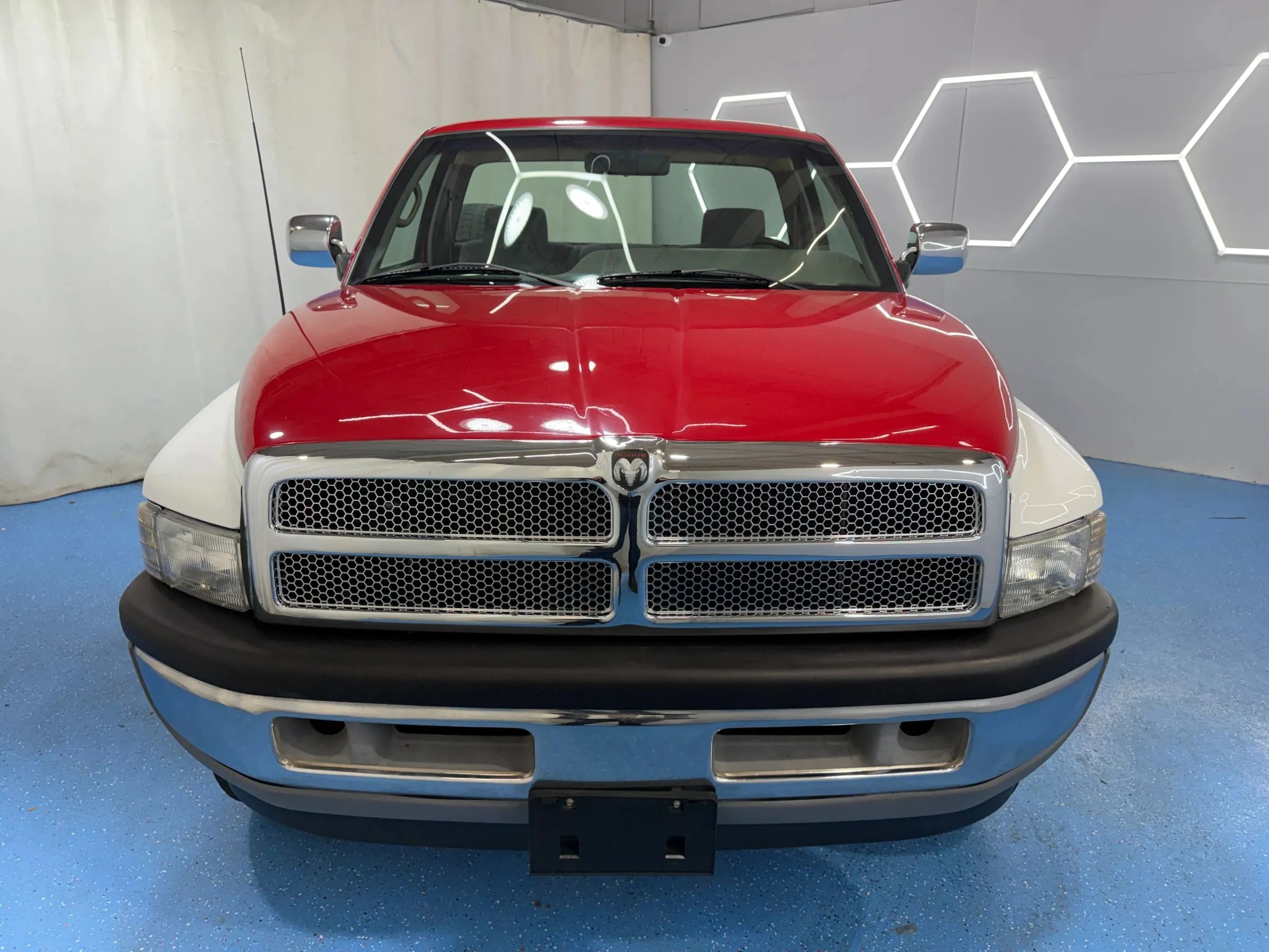85k-Mile 1994 Dodge Ram 1500 SLT Laramie 4×4 - 3