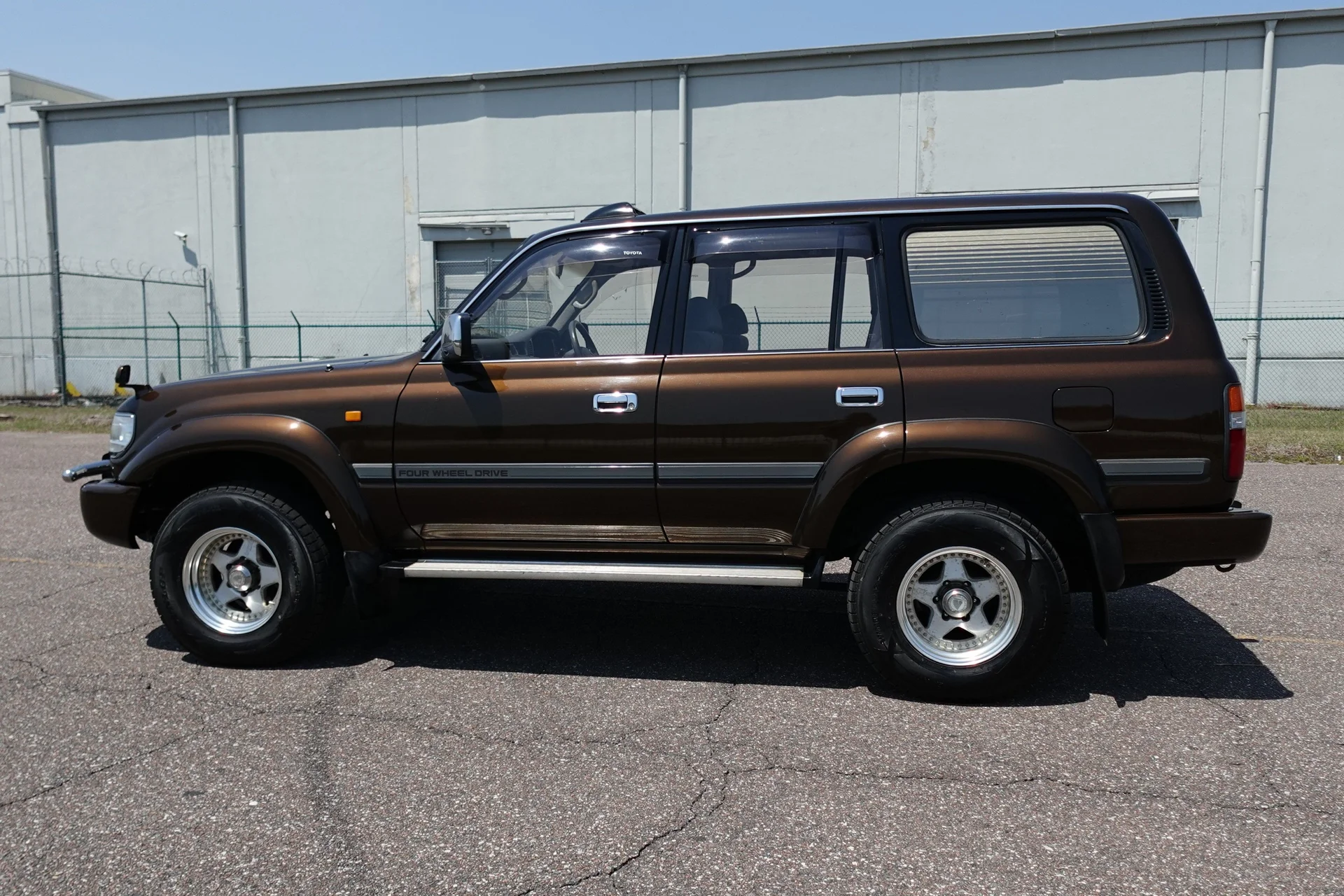 1996 Toyota Land Cruiser Limited VX