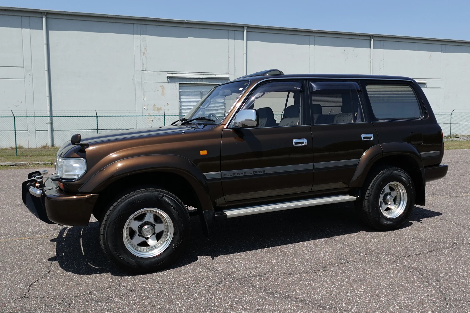 1996 Toyota Land Cruiser Limited VX - 2