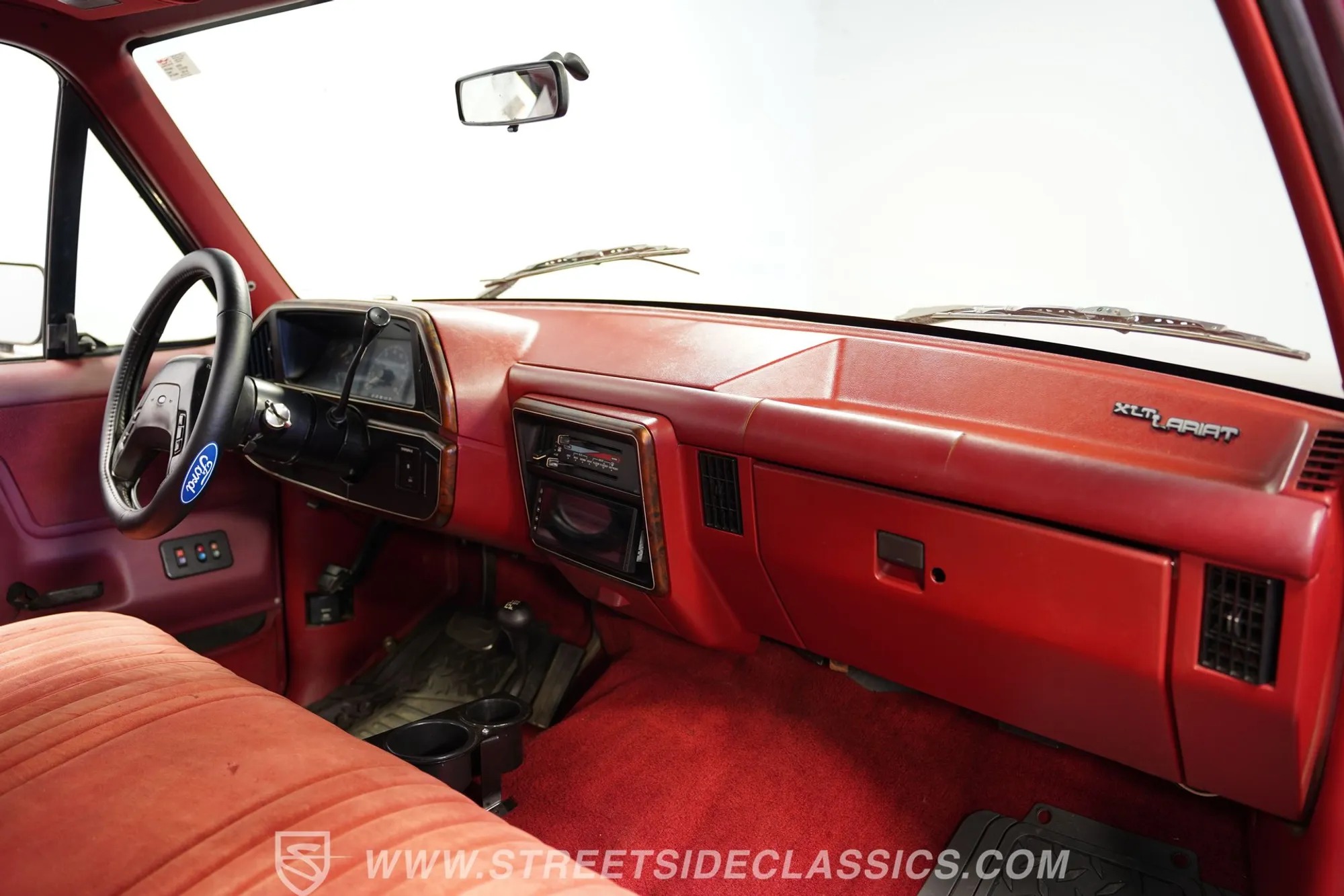 1990 Ford F-150 XLT Lariat