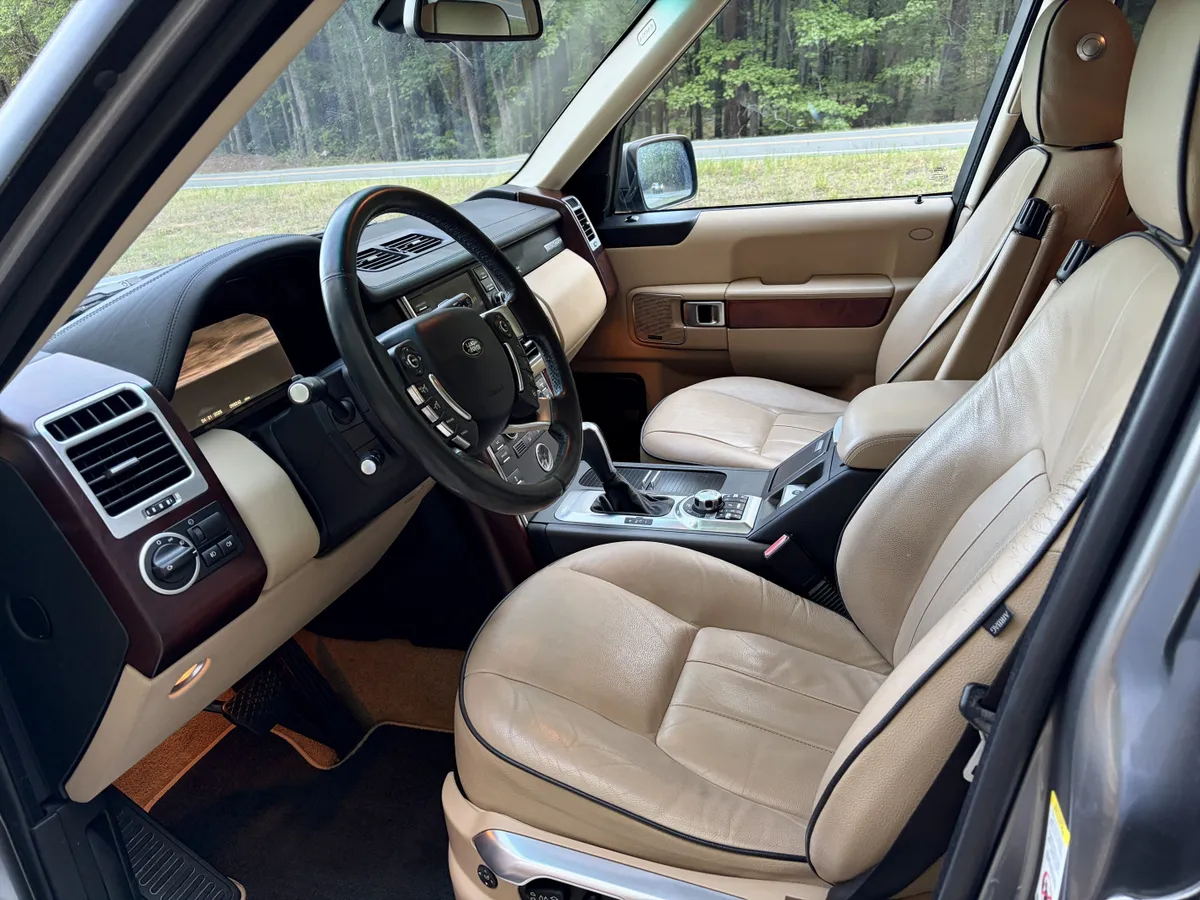 2011 Land Rover Range Rover HSE