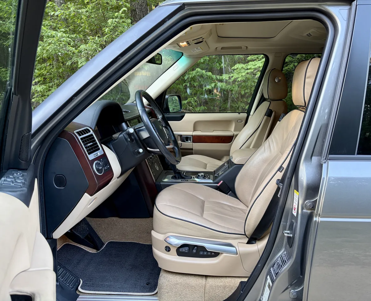 2011 Land Rover Range Rover HSE