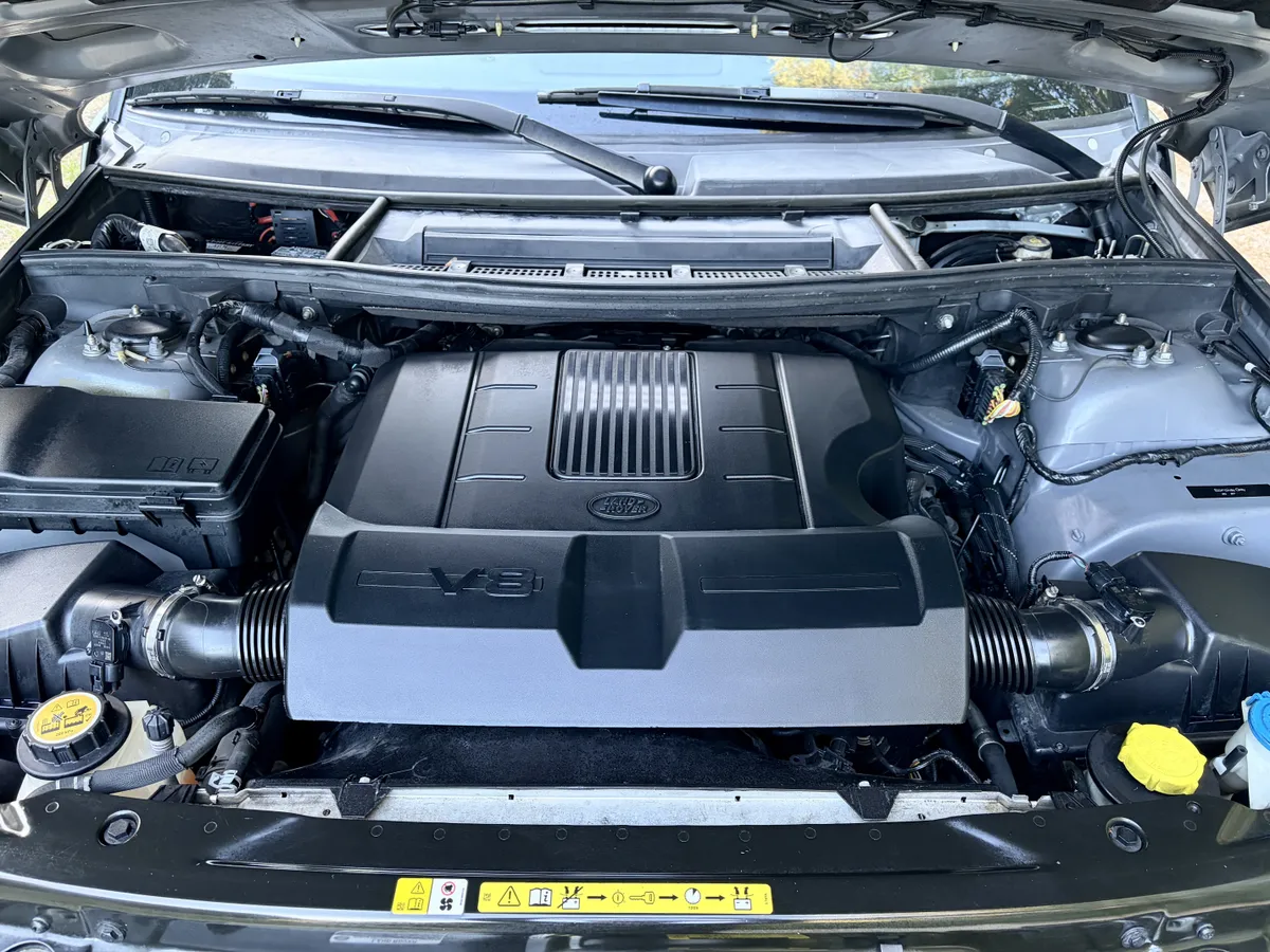 2011 Land Rover Range Rover HSE