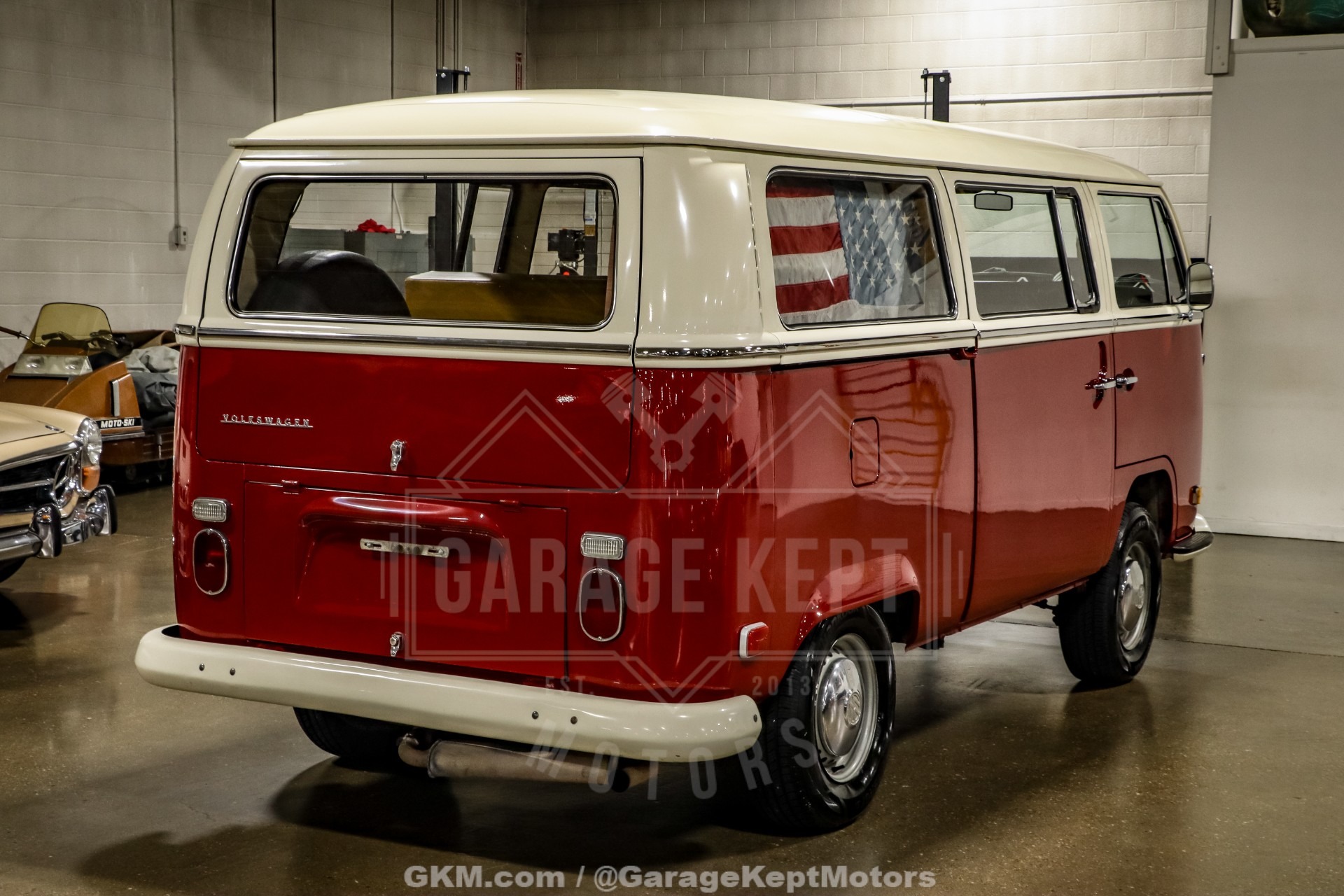 1971 Volkswagen Type 2 Bus