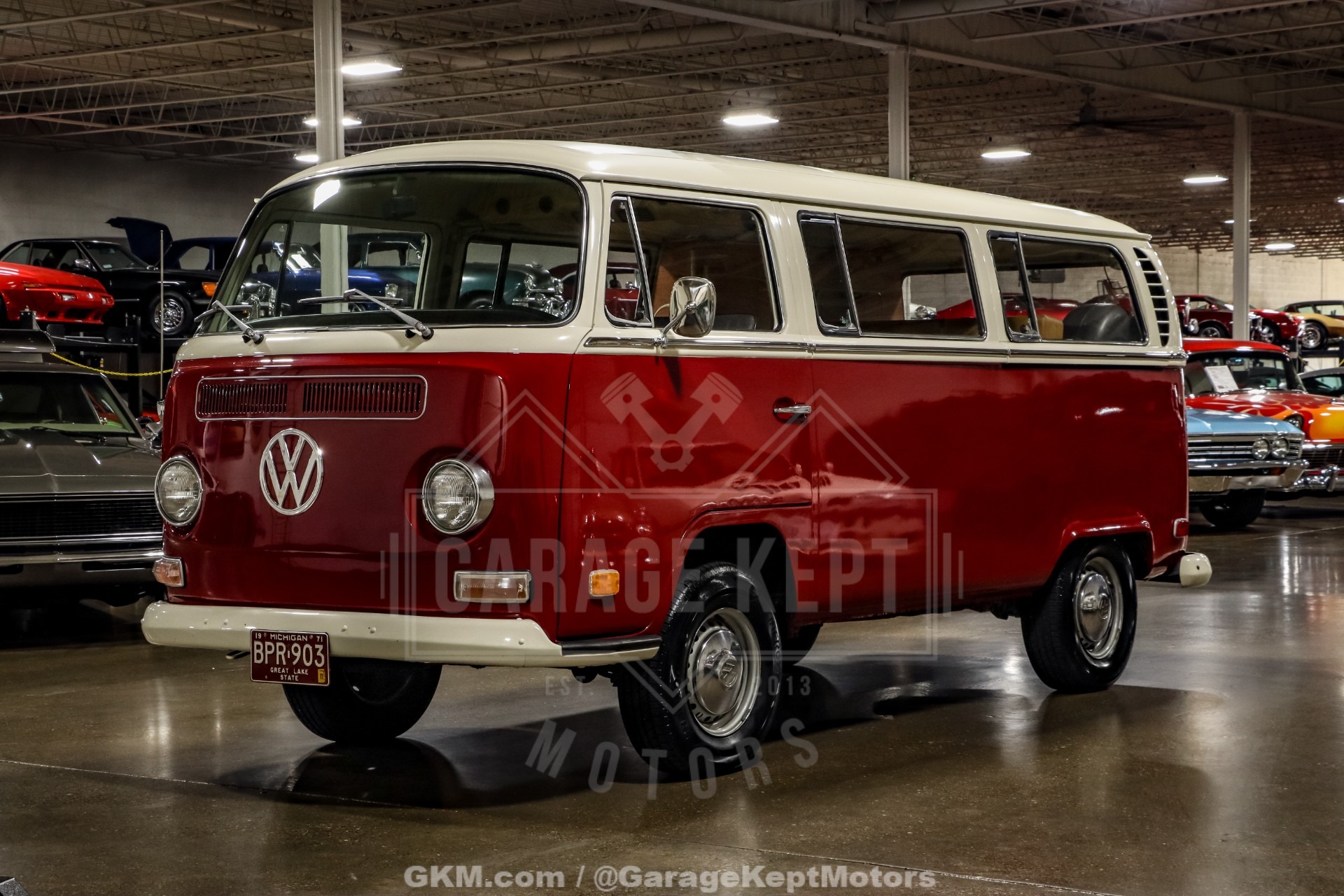 1971 Volkswagen Type 2 Bus - 2
