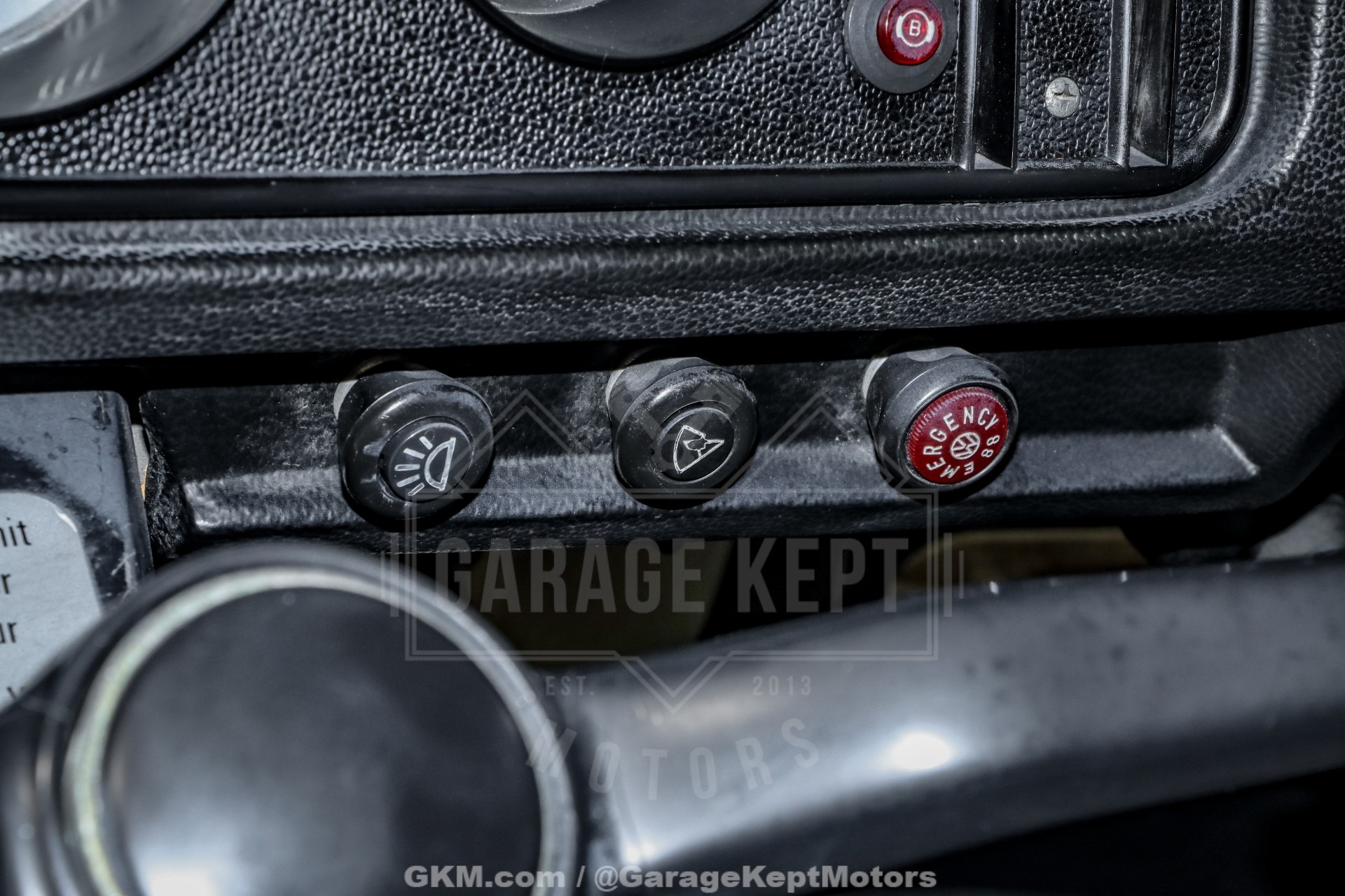 1971 Volkswagen Type 2 Bus