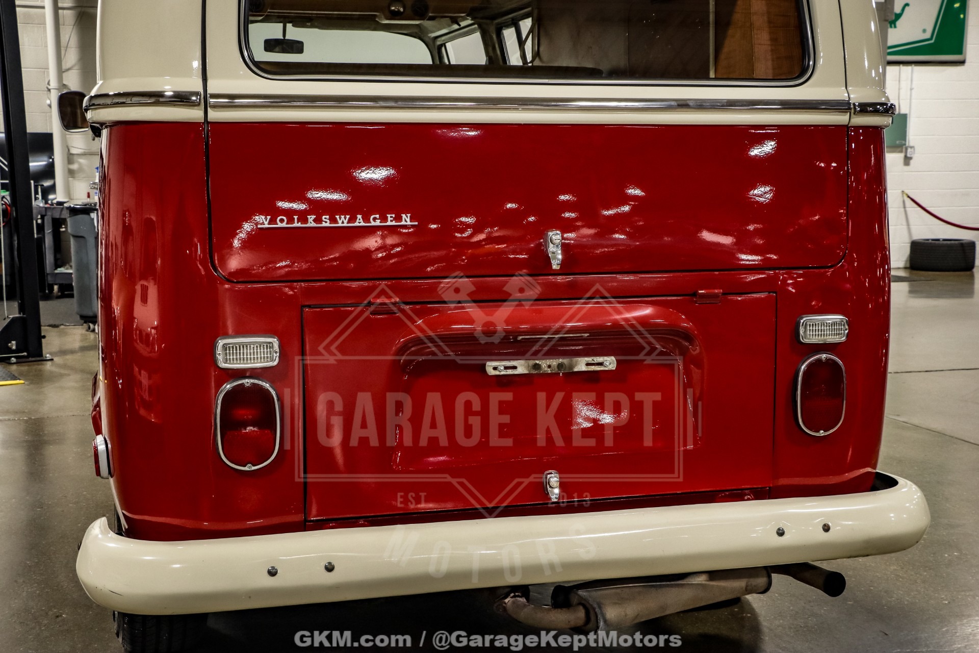 1971 Volkswagen Type 2 Bus