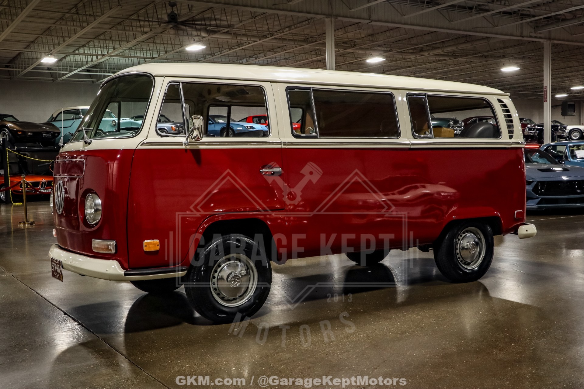 1971 Volkswagen Type 2 Bus - 3