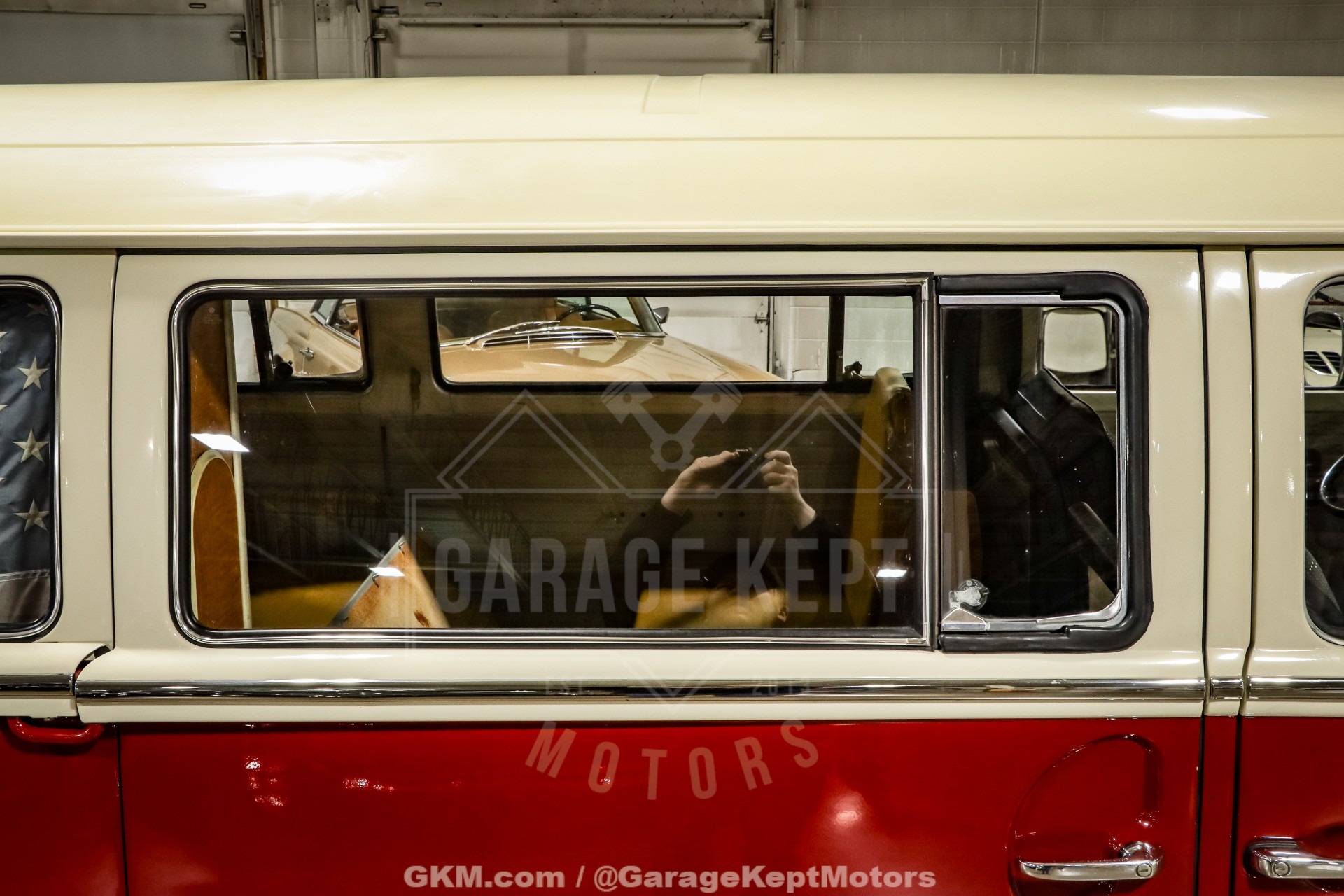 1971 Volkswagen Type 2 Bus