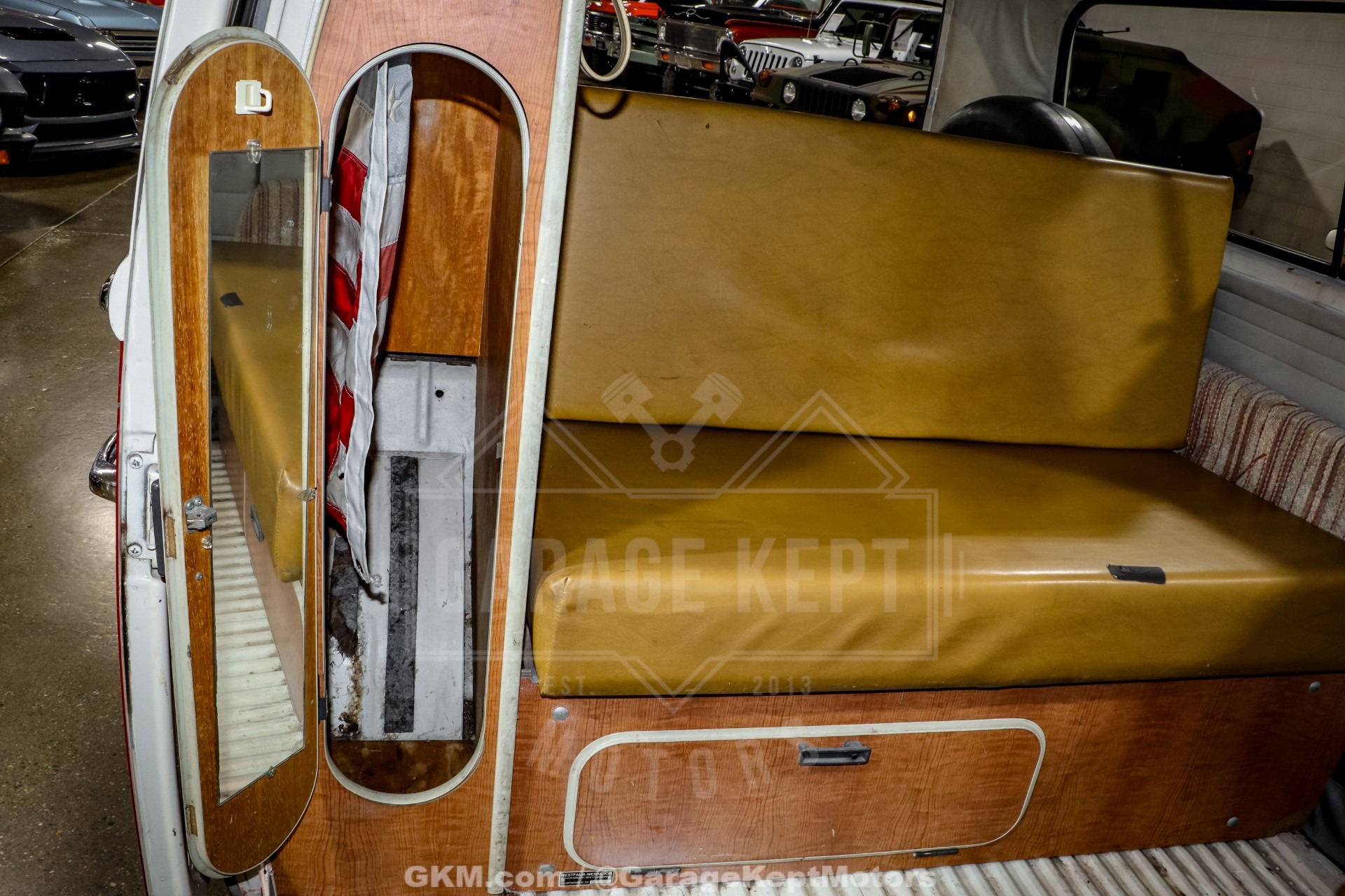 1971 Volkswagen Type 2 Bus