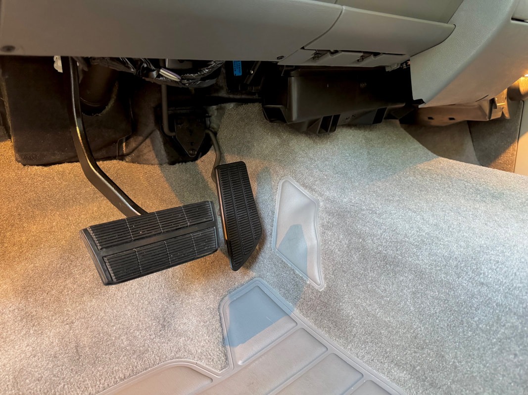 5k-Mile 1993 Chevrolet Silverado 1500 Pace Truck