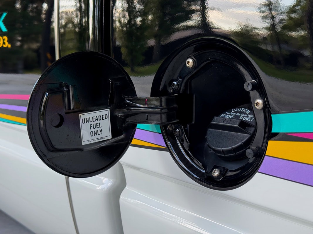 5k-Mile 1993 Chevrolet Silverado 1500 Pace Truck