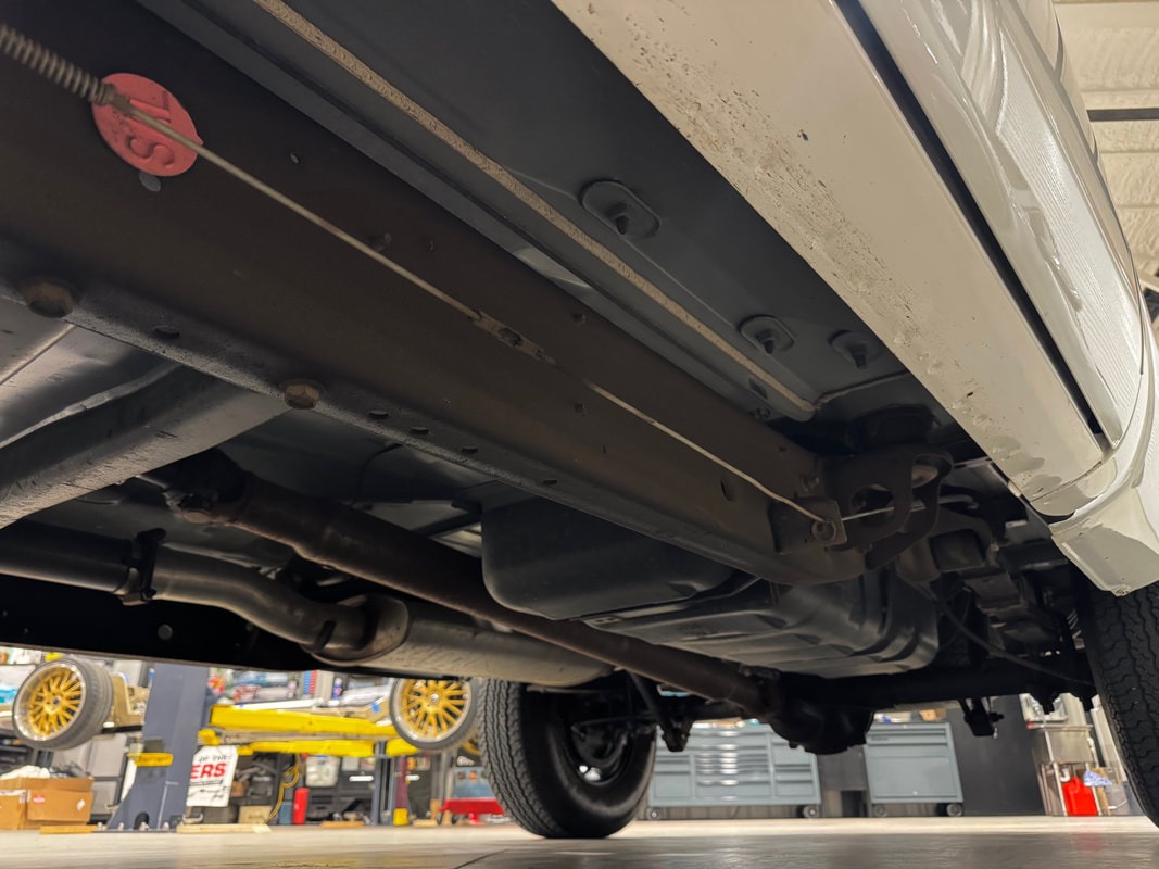 5k-Mile 1993 Chevrolet Silverado 1500 Pace Truck